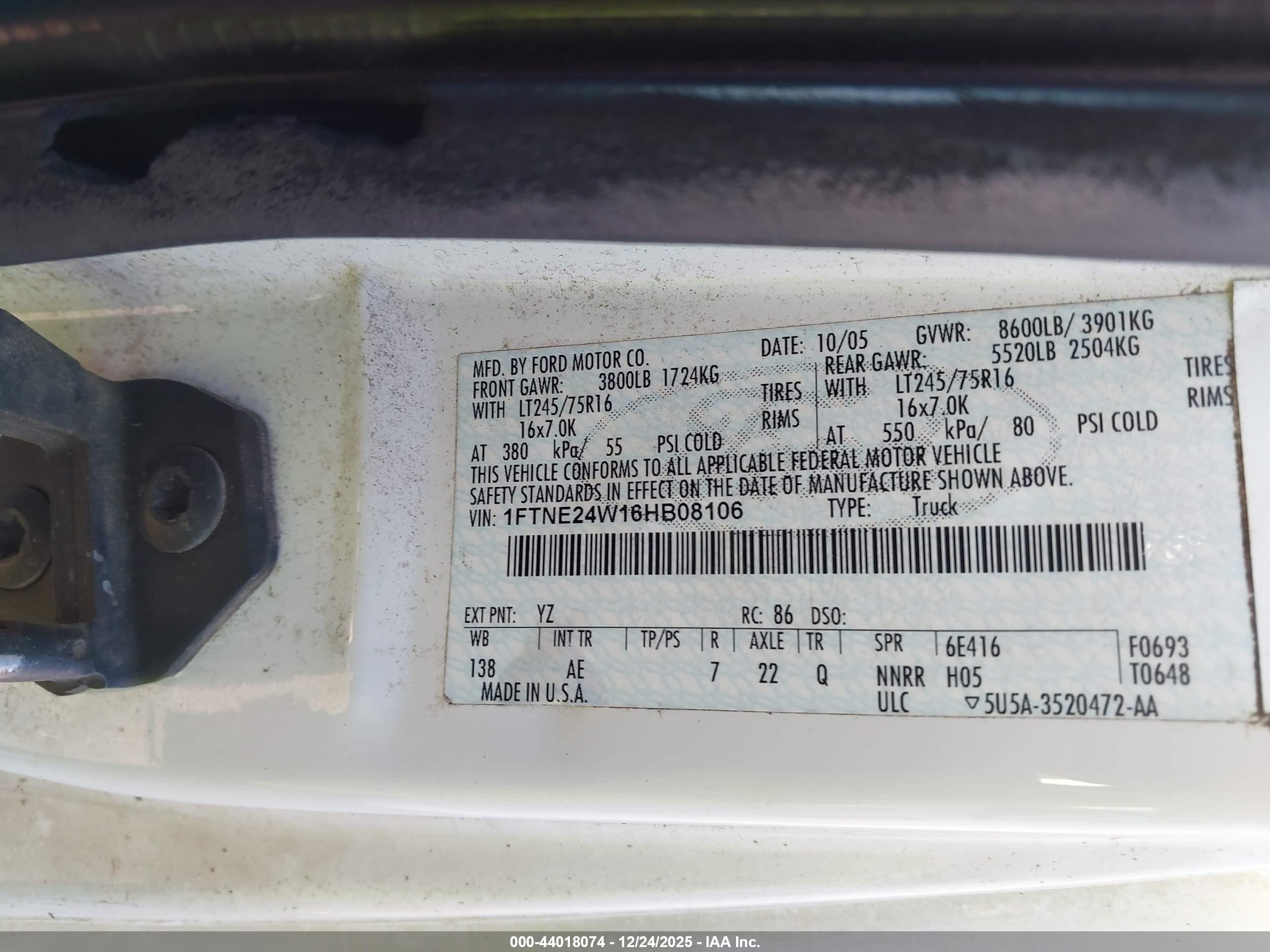 FORD E-250 image 9