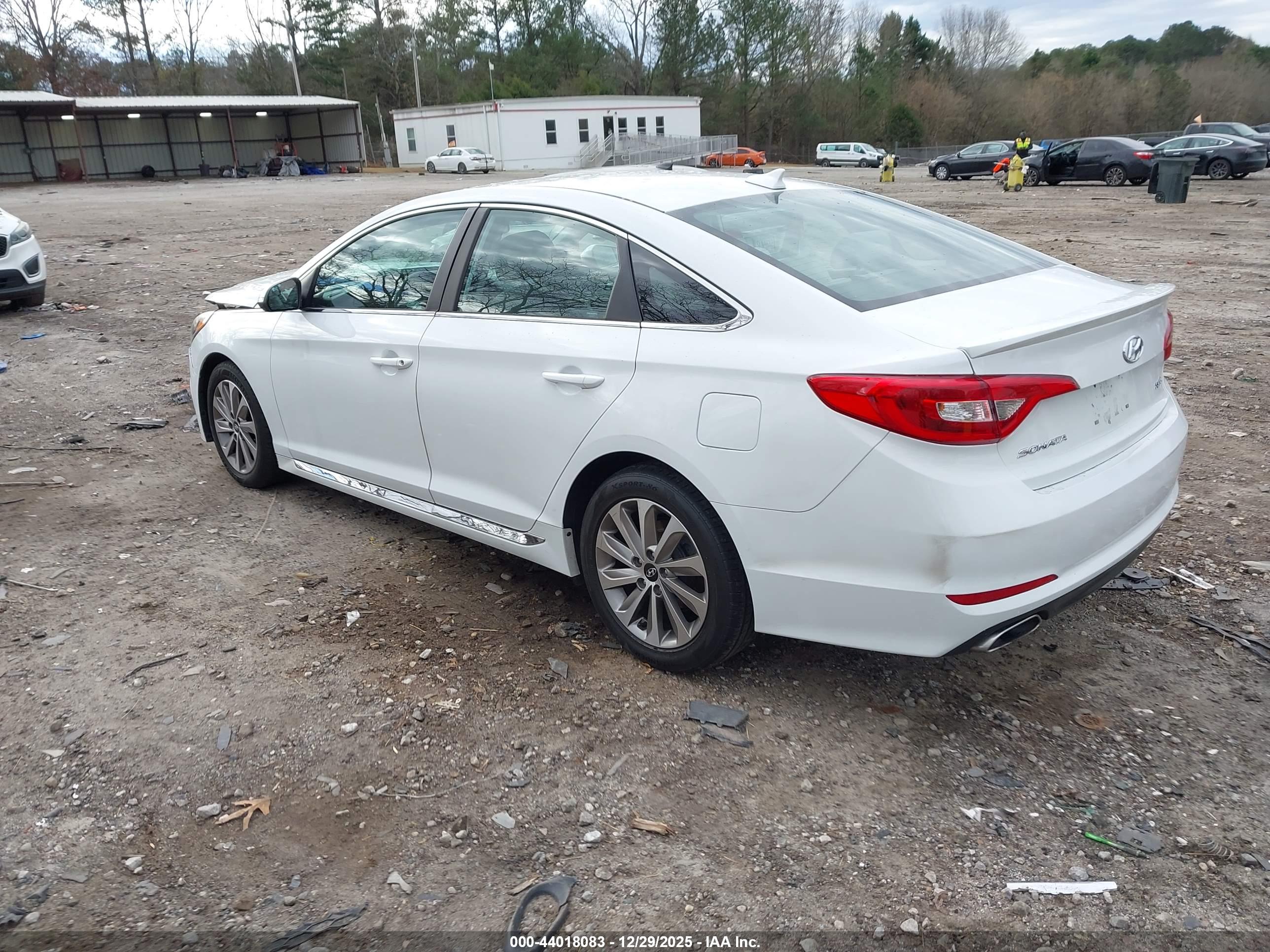 HYUNDAI SONATA image 3