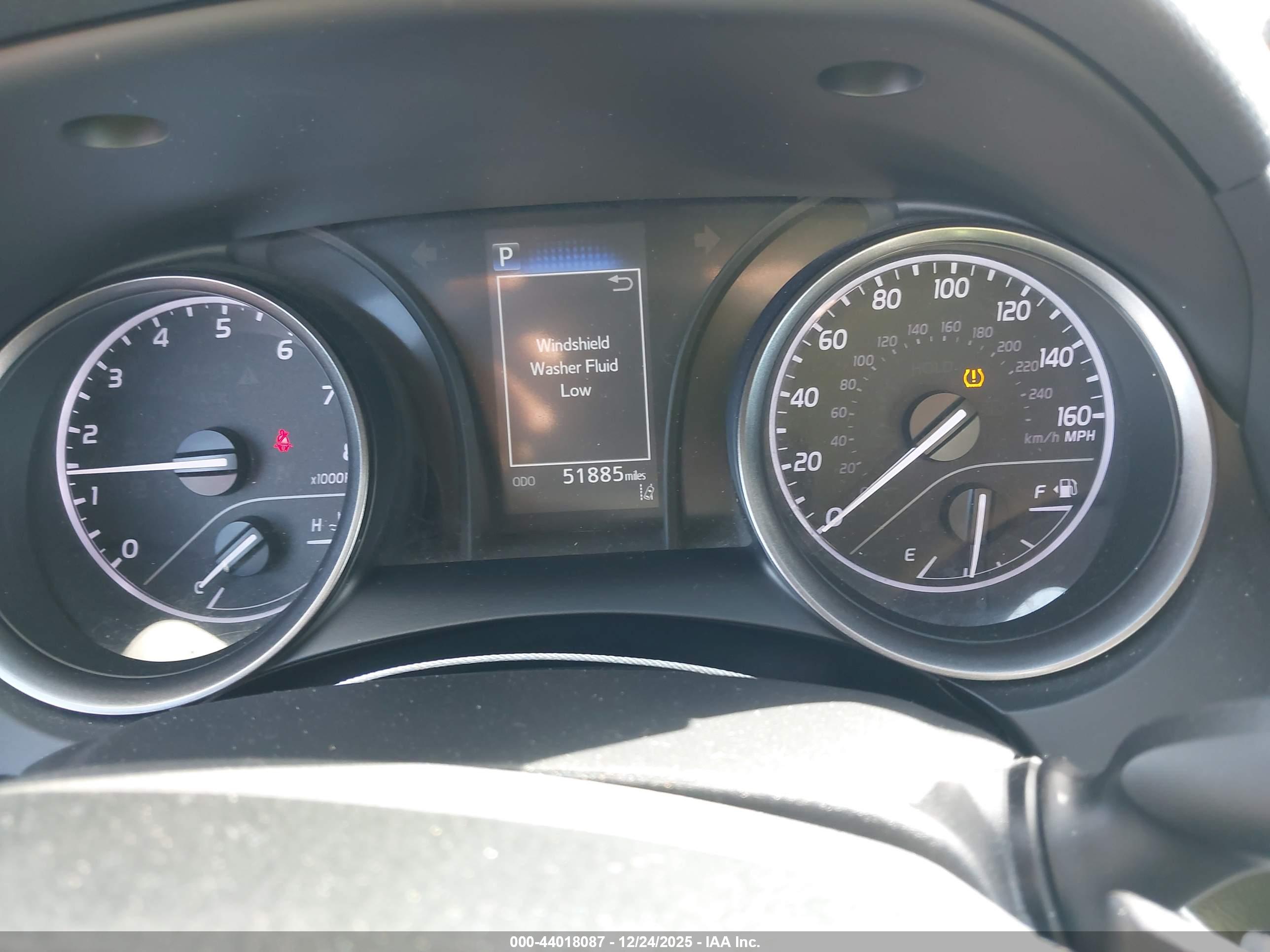 TOYOTA CAMRY image 7