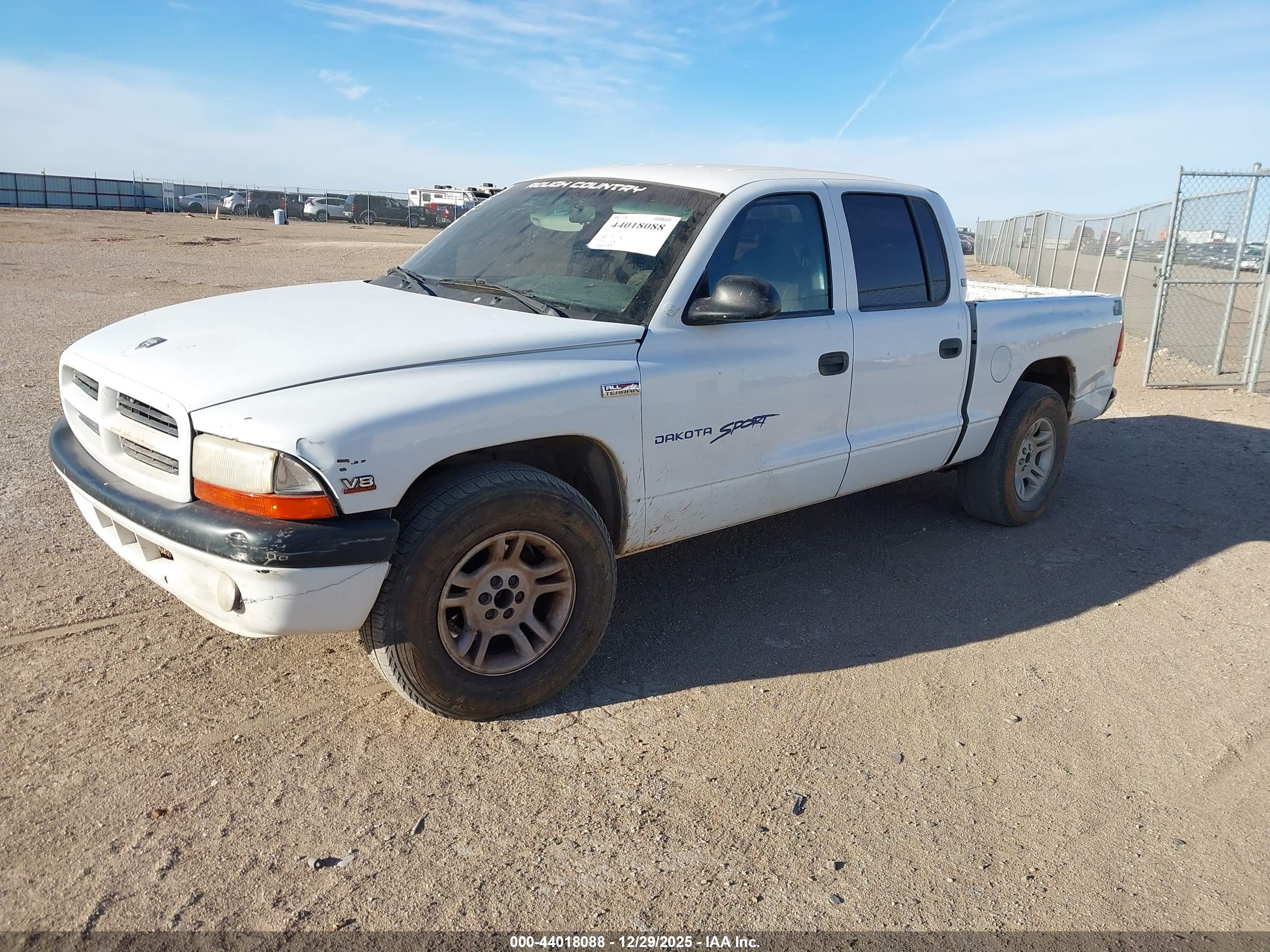 DODGE DAKOTA image 2