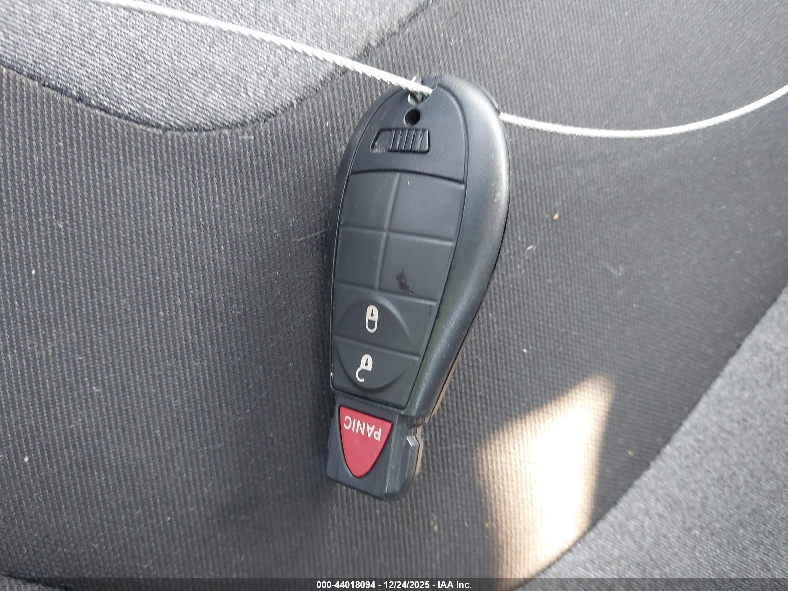 JEEP CHEROKEE image 11