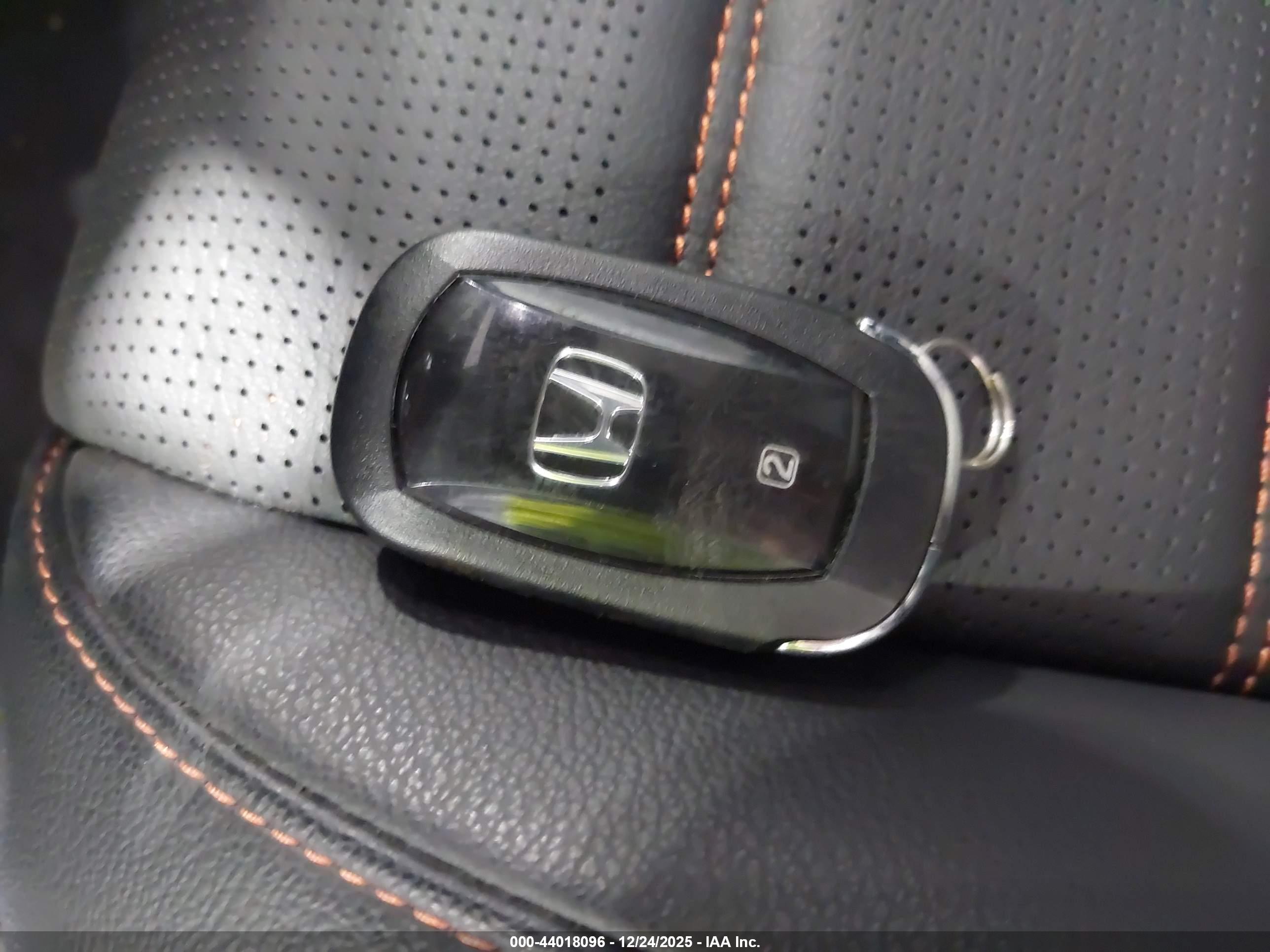 HONDA CR-V image 11