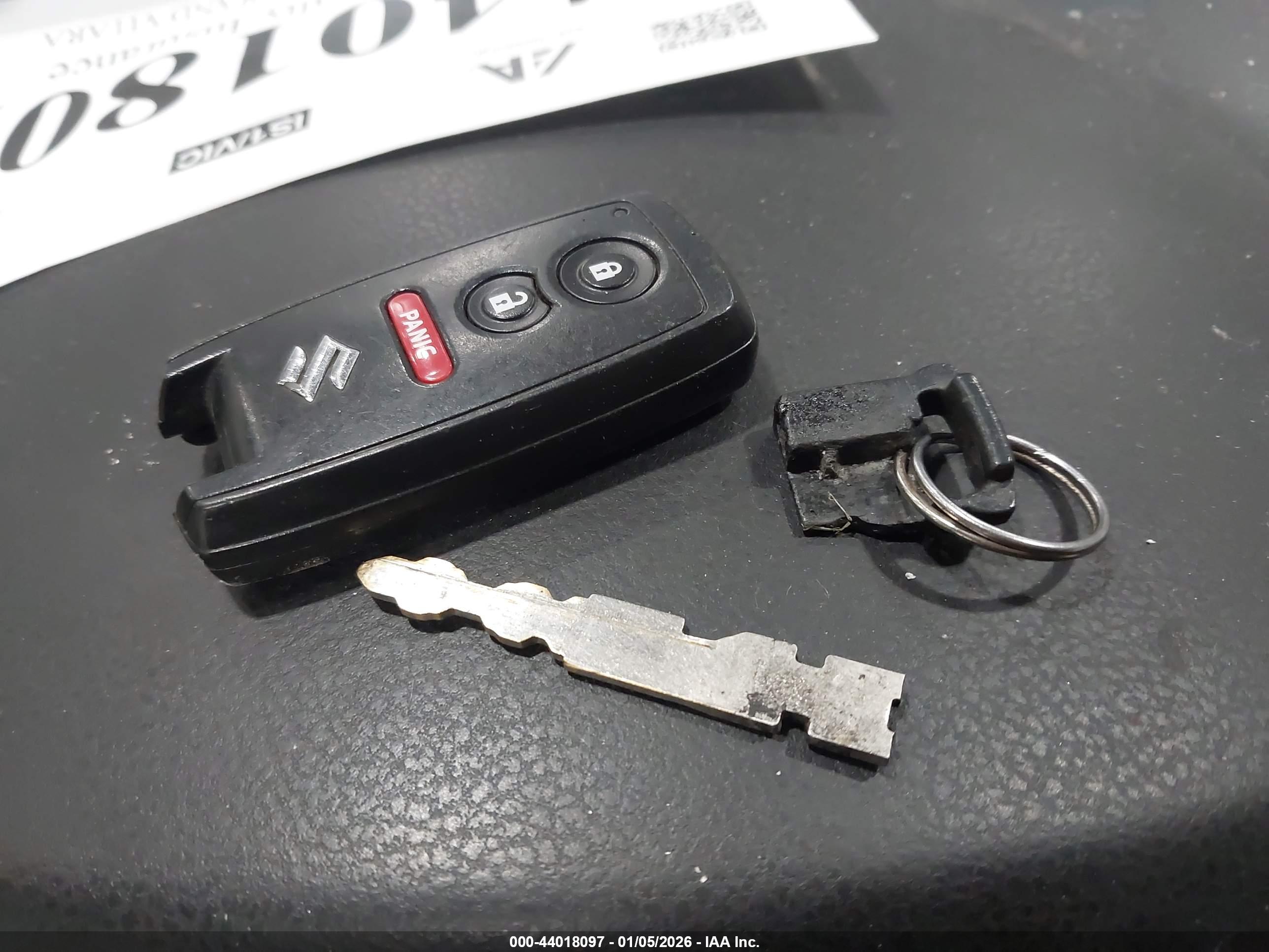 SUZUKI GRAND image 11