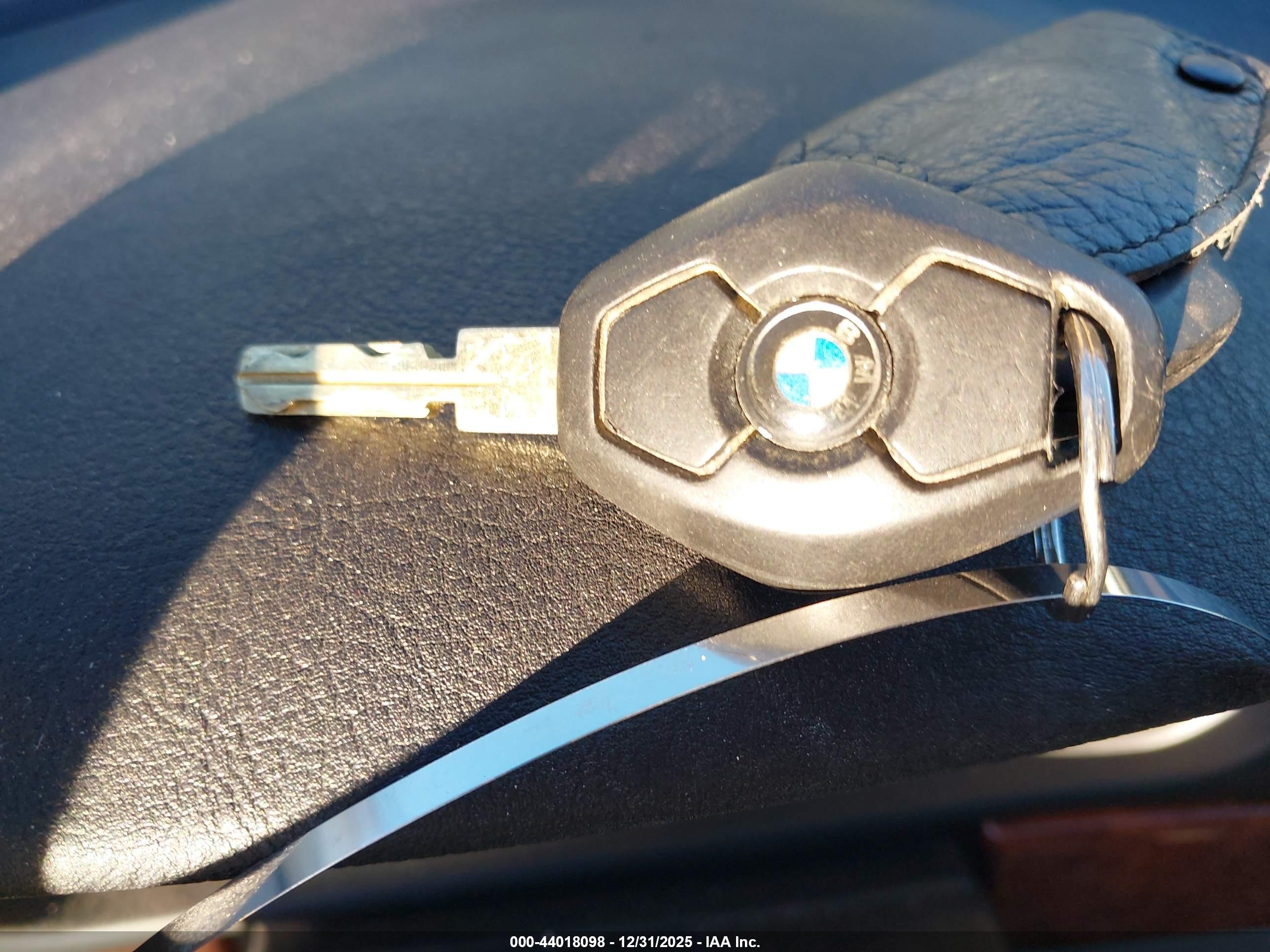 BMW 525IA image 11
