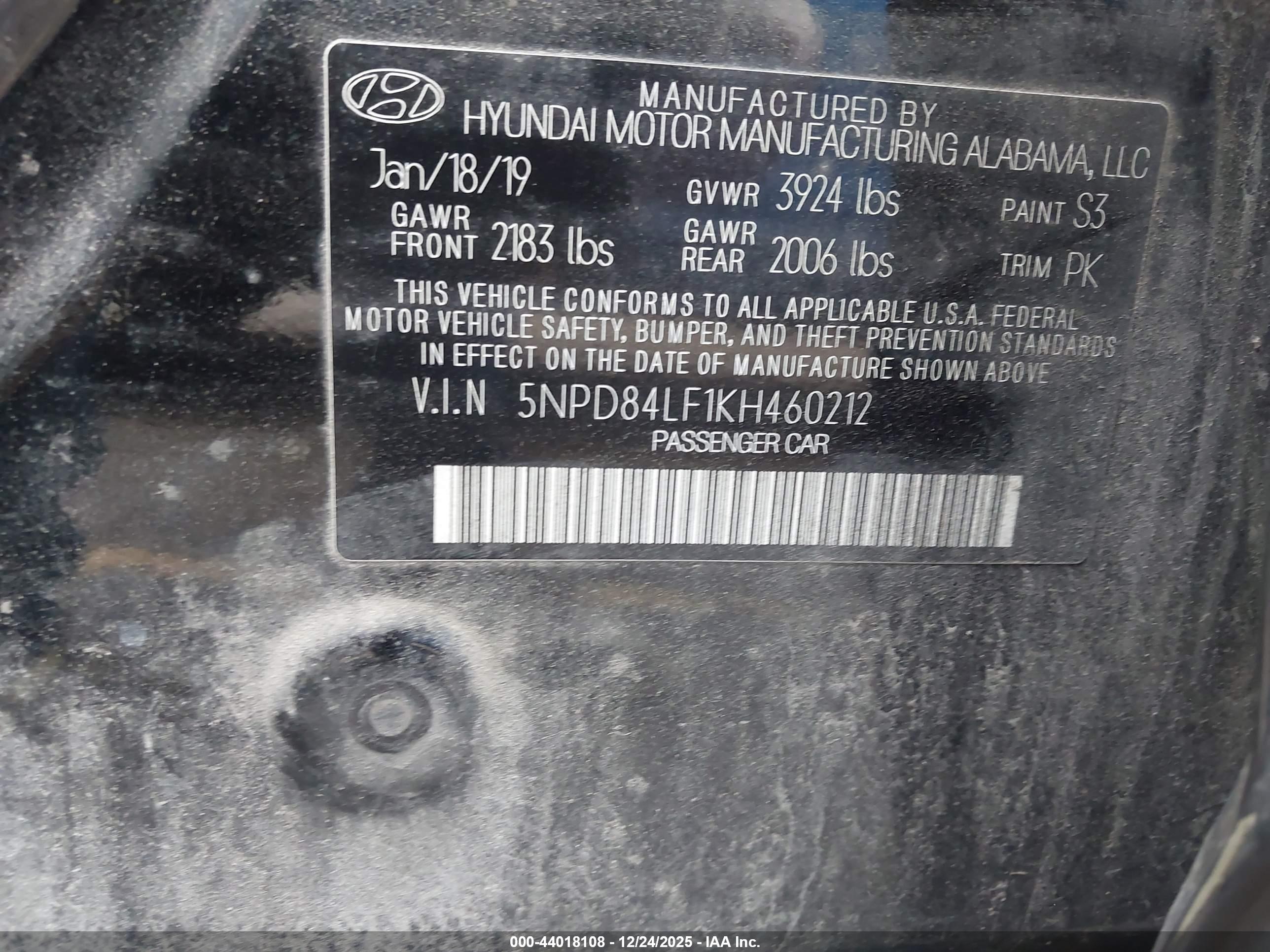 HYUNDAI ELANTRA image 9