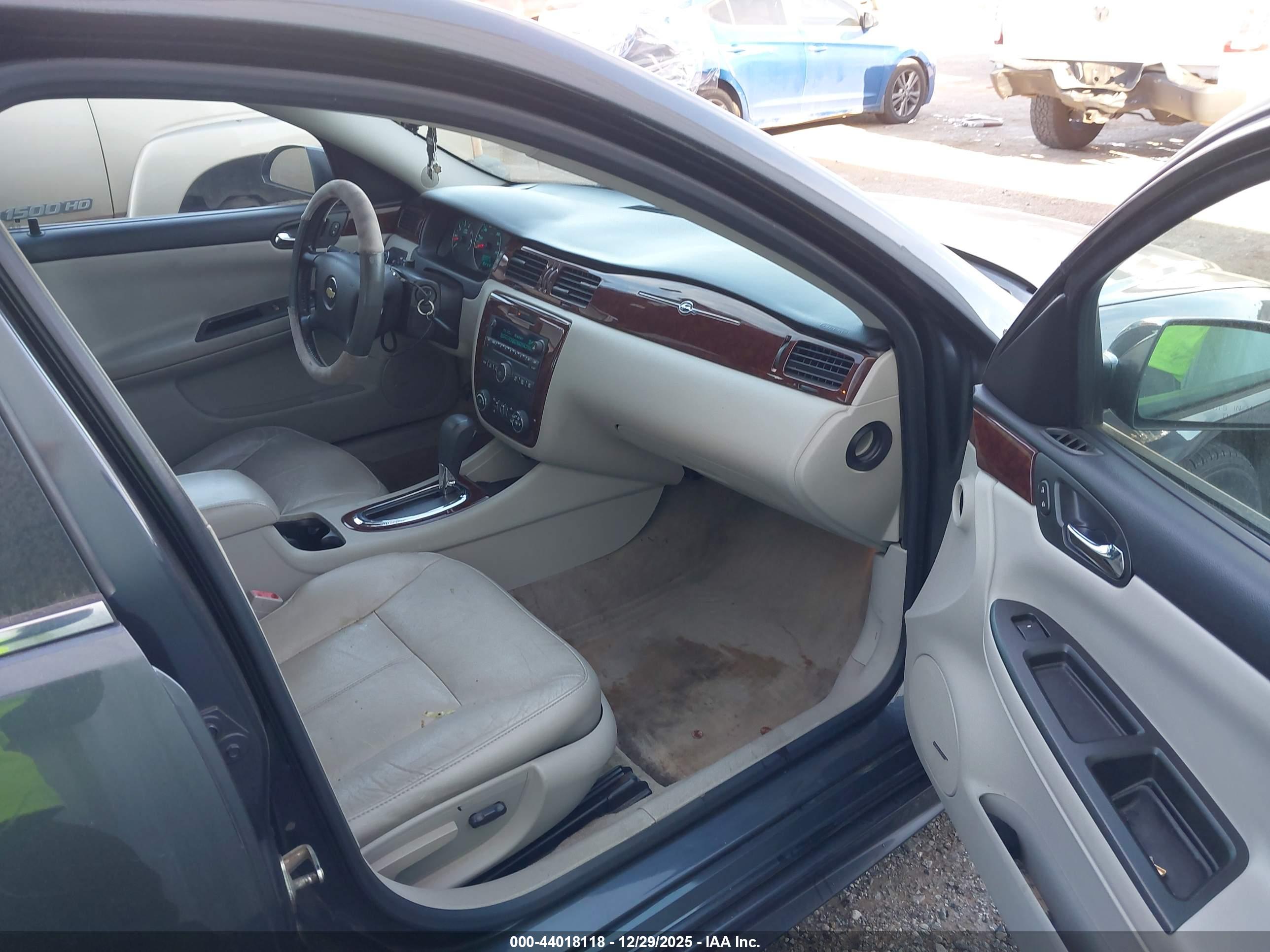 CHEVROLET IMPALA image 5