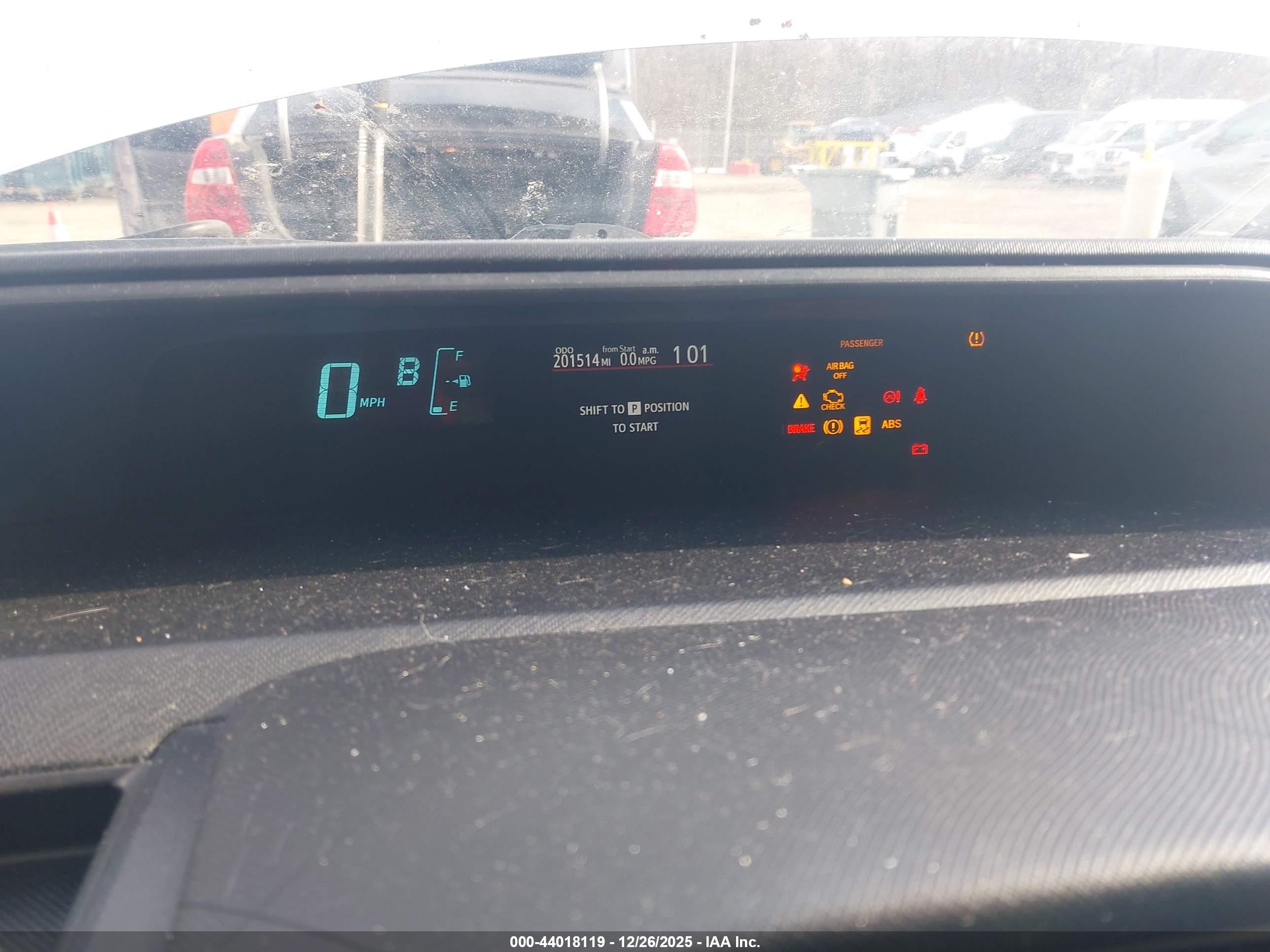 TOYOTA PRIUS image 7