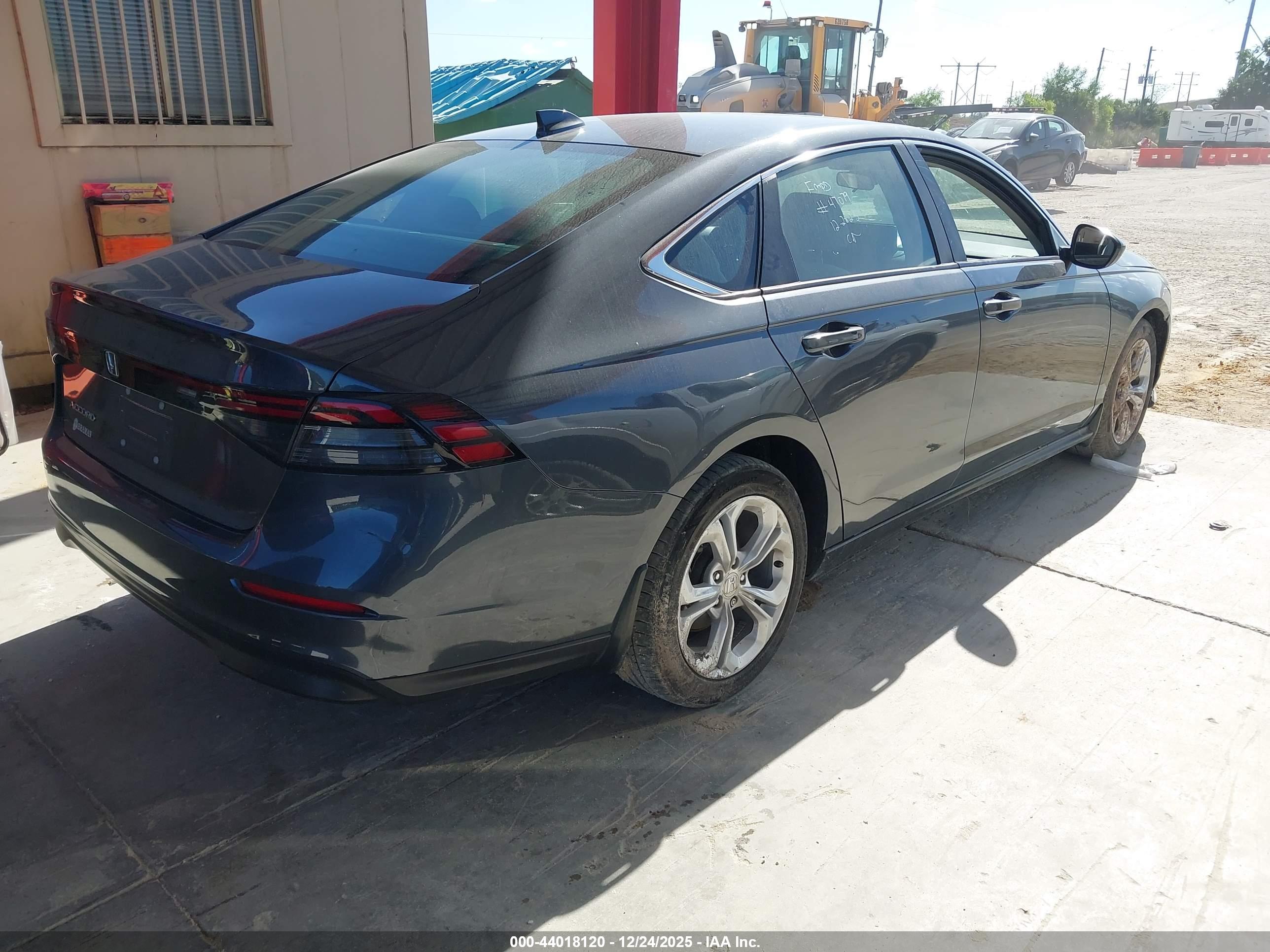 HONDA ACCORD image 4