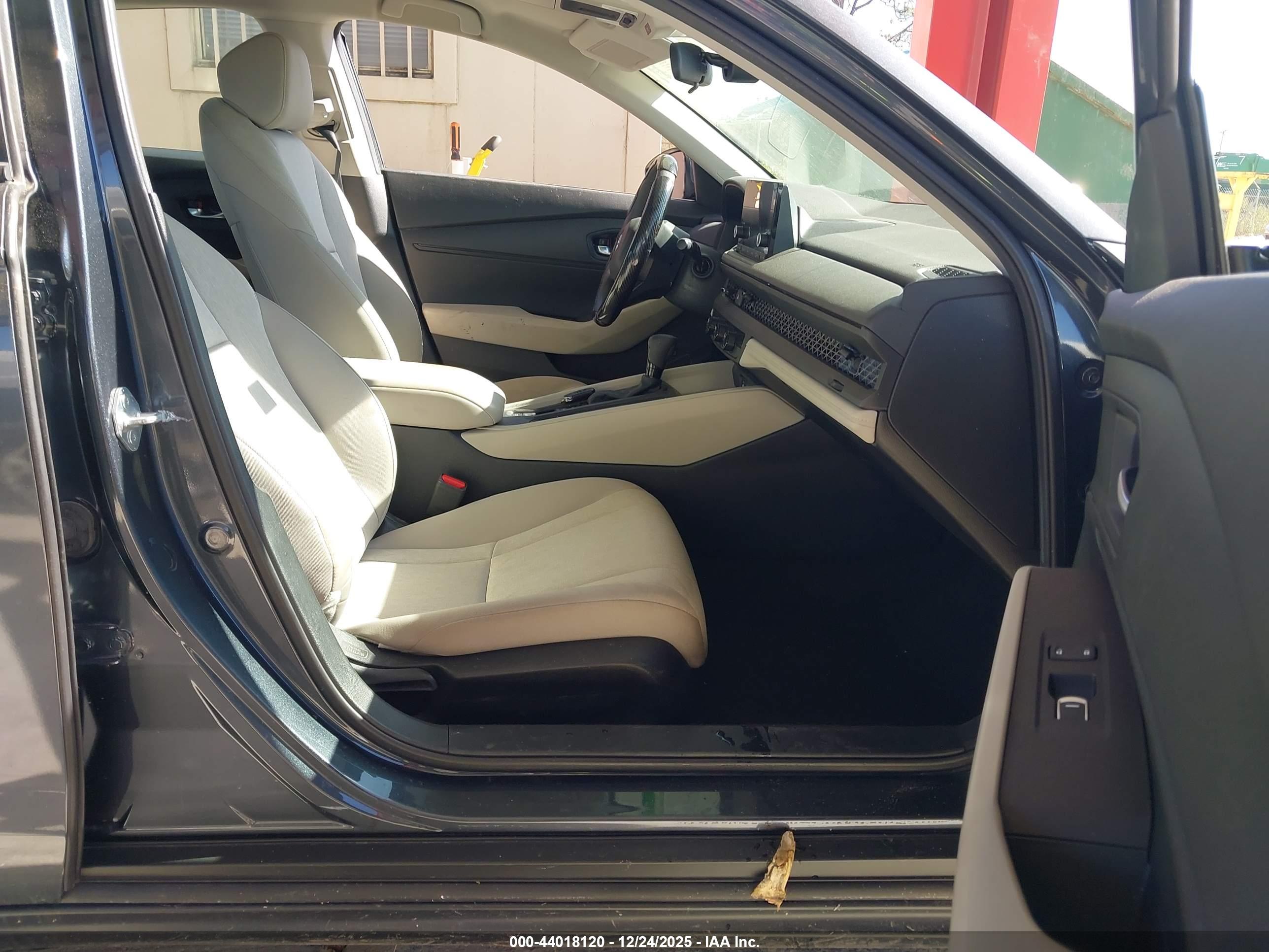 HONDA ACCORD image 5