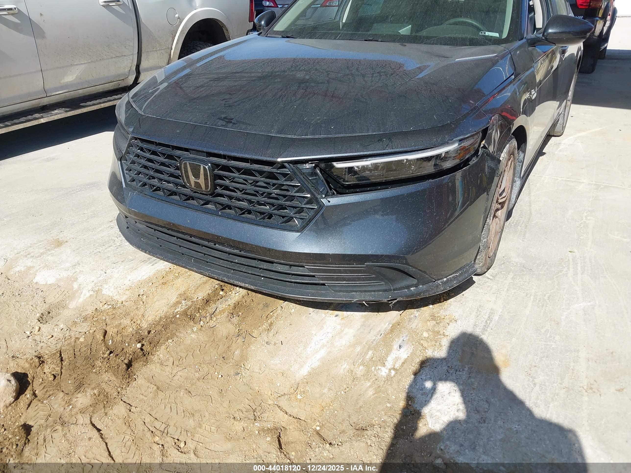 HONDA ACCORD image 6