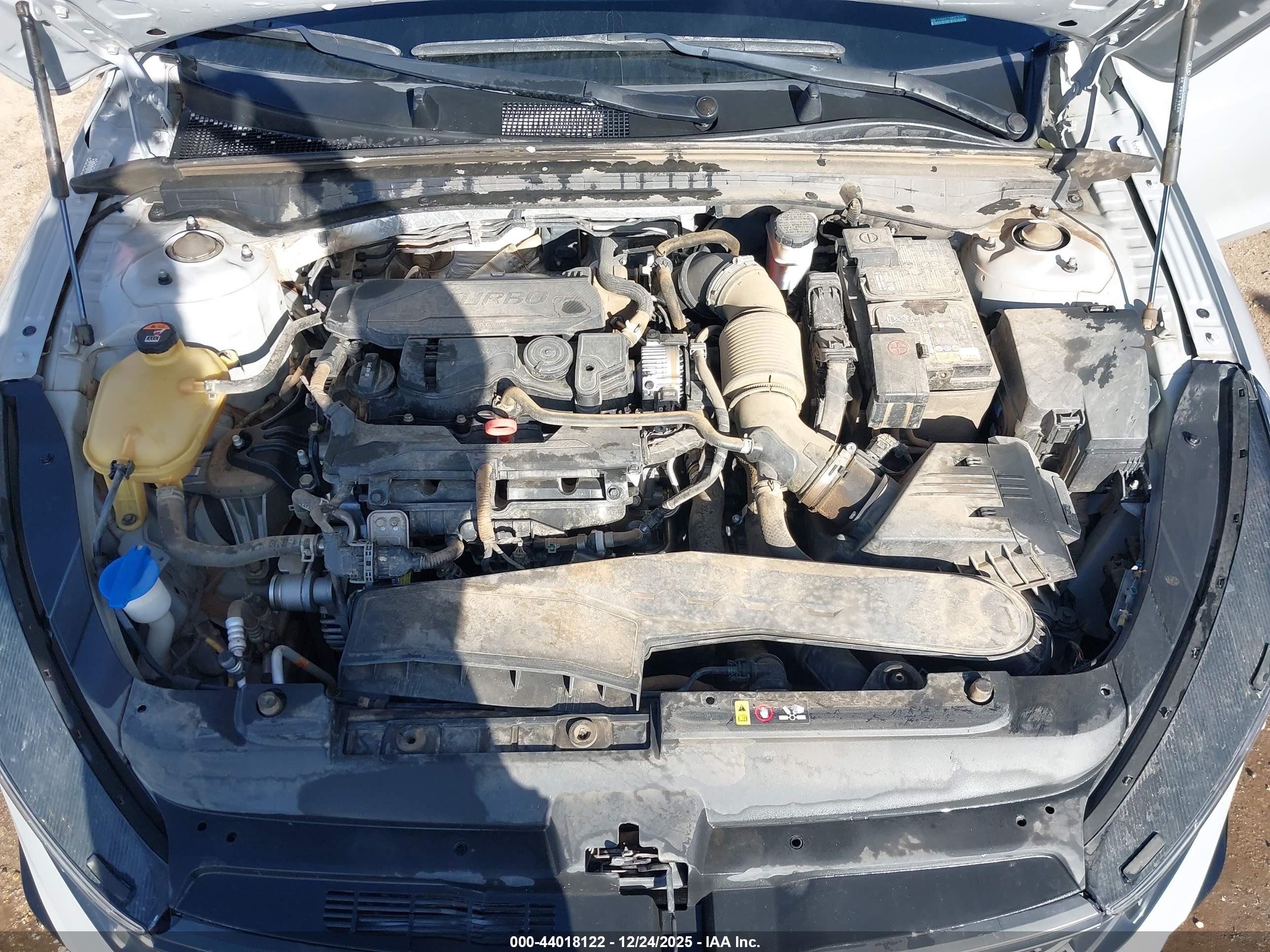 KIA K5 image 10