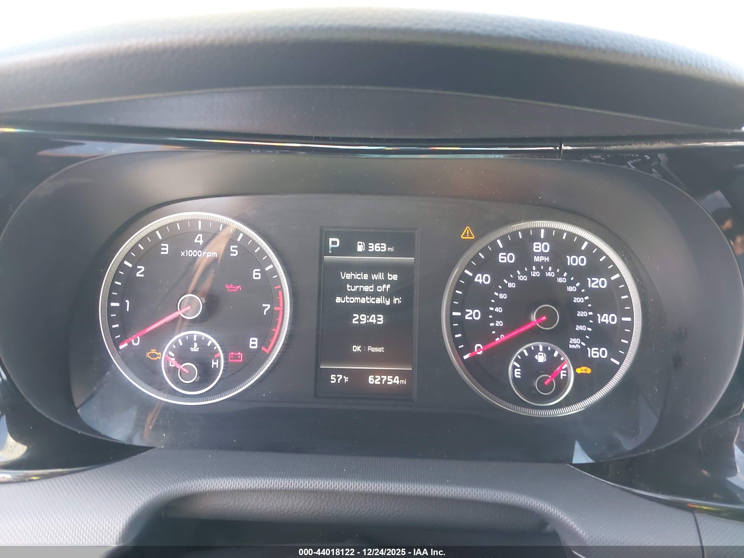 KIA K5 image 7