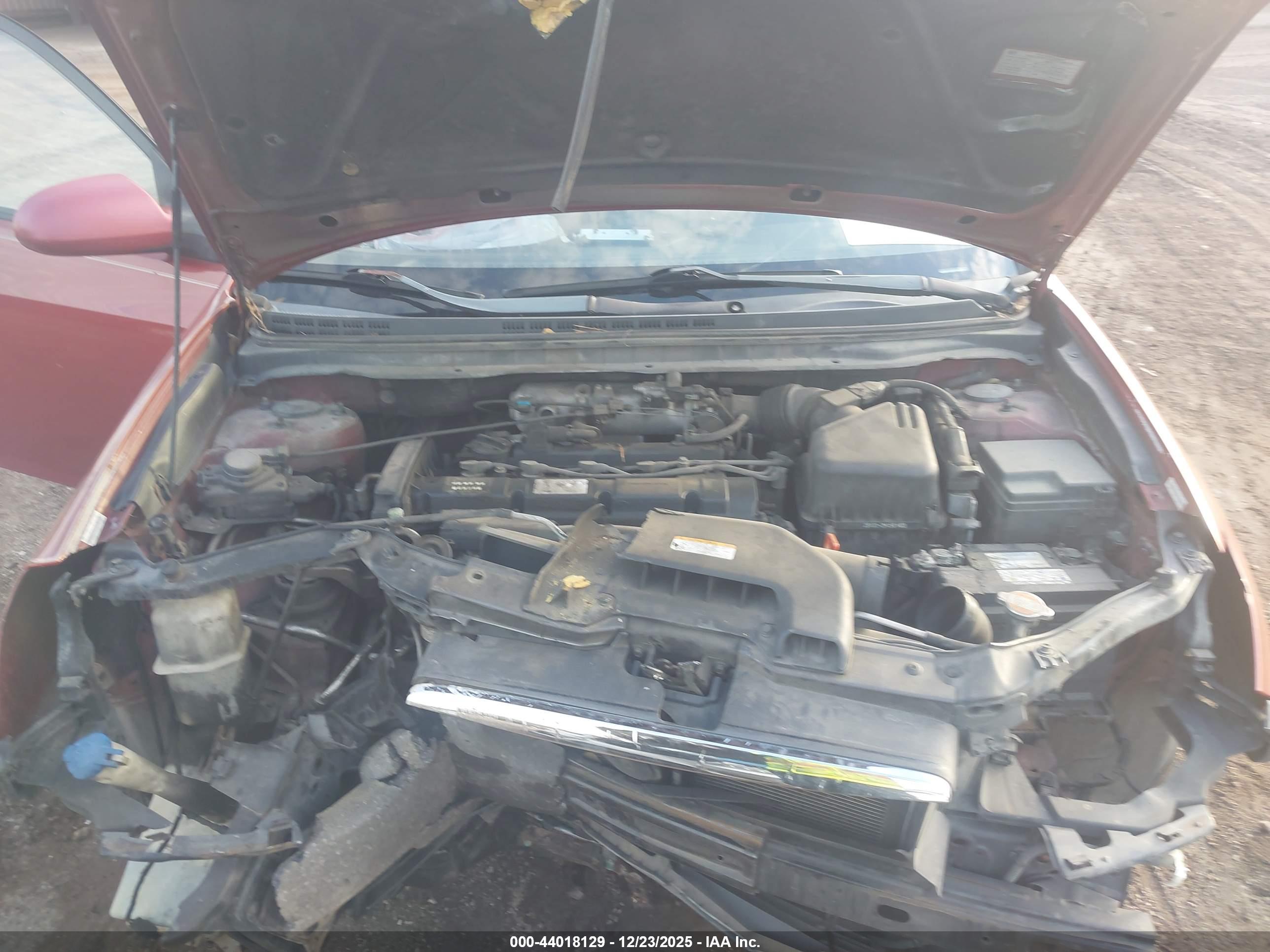 HYUNDAI ELANTRA image 10