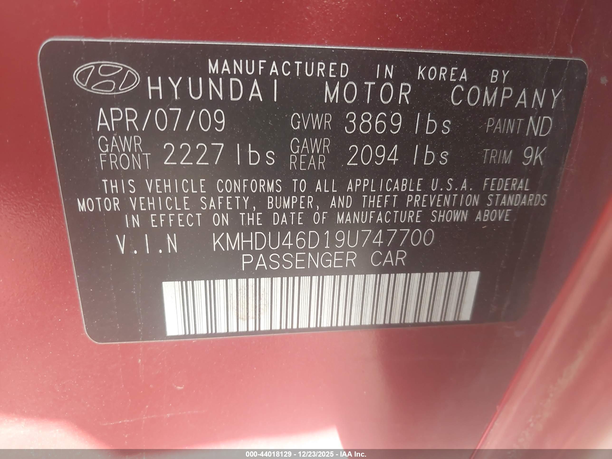 HYUNDAI ELANTRA image 9