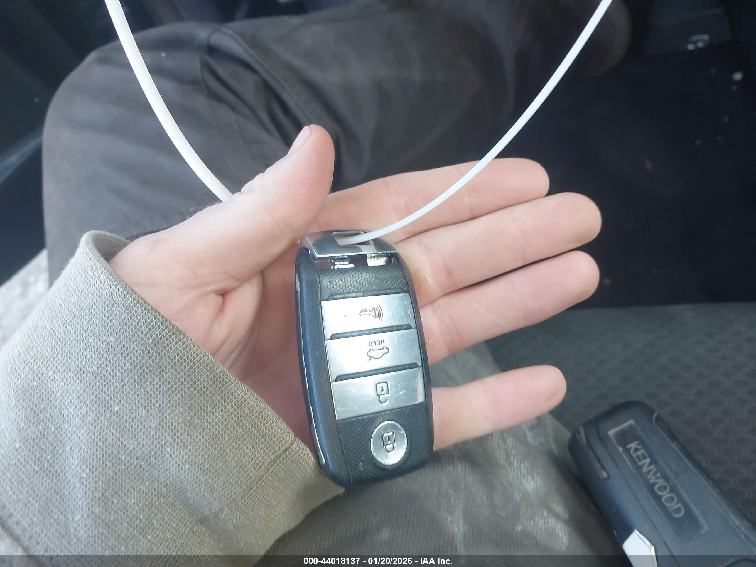 KIA OPTIMA image 11