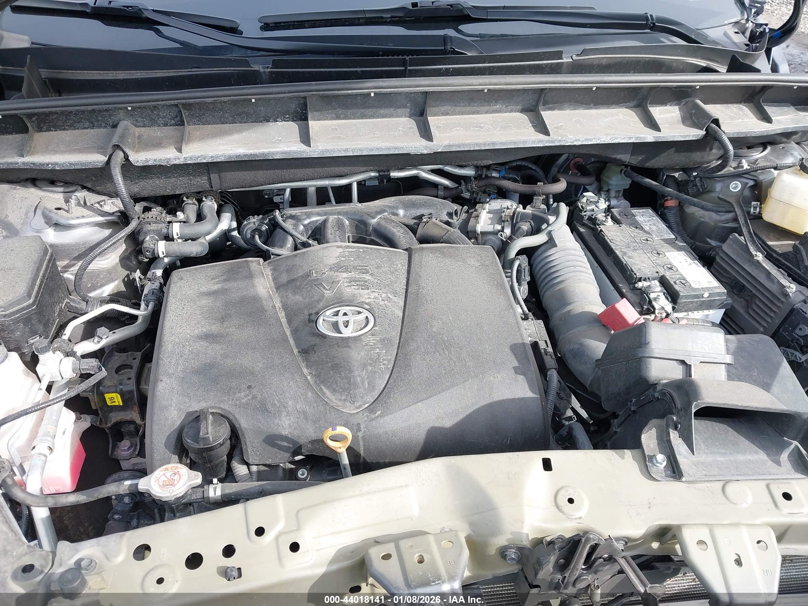 TOYOTA HIGHLANDER image 10