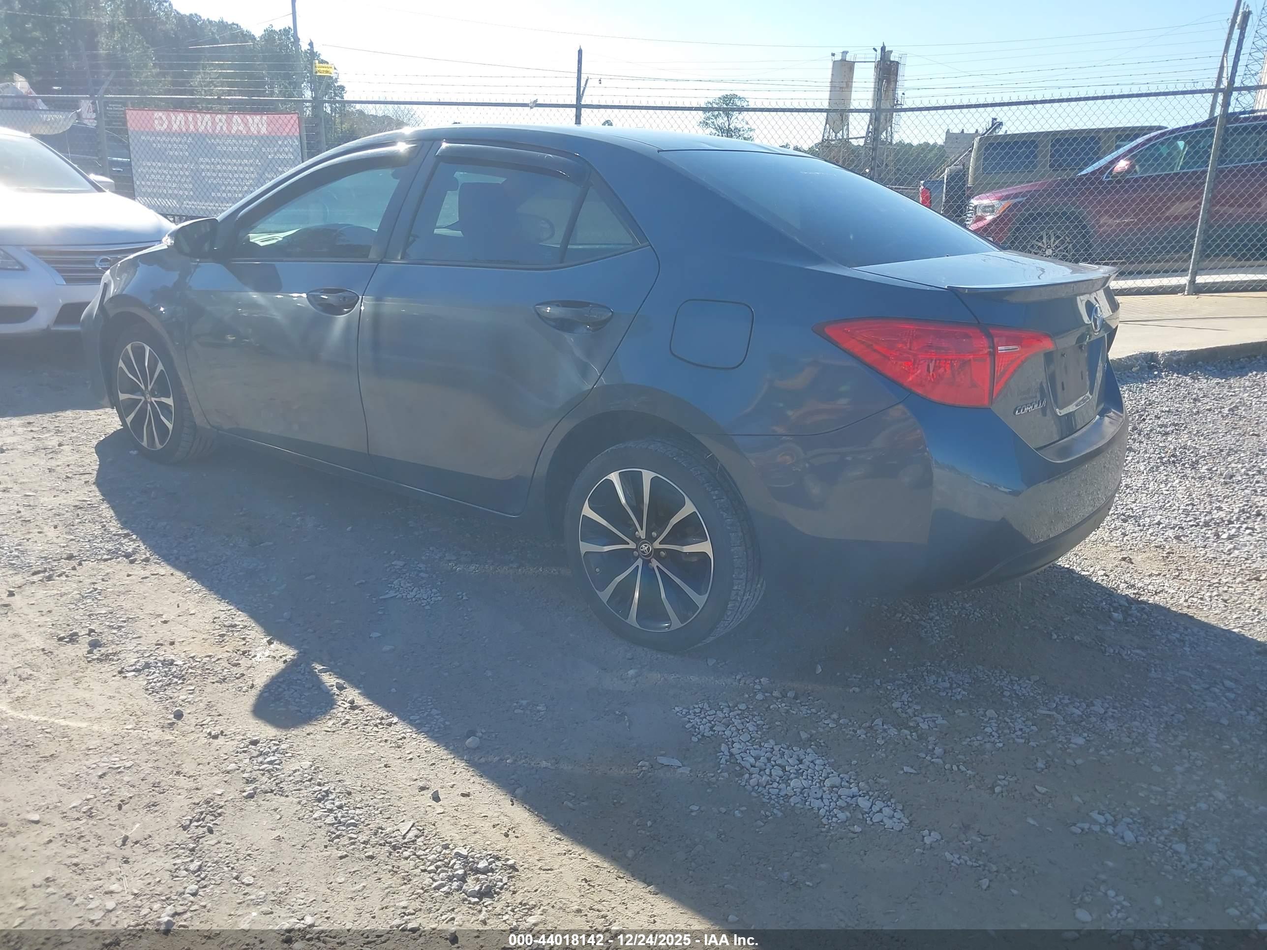 TOYOTA COROLLA image 3