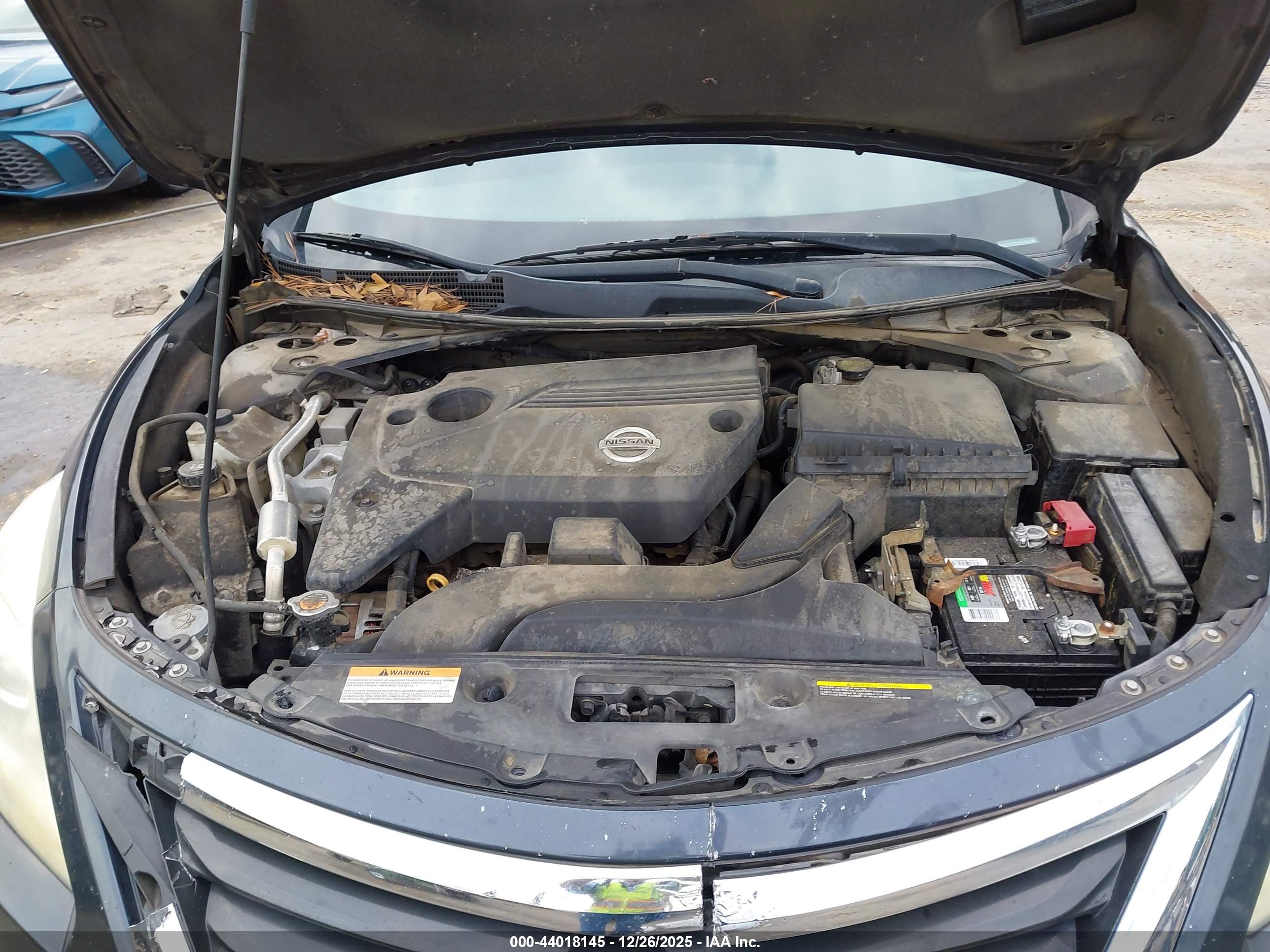 NISSAN ALTIMA image 10