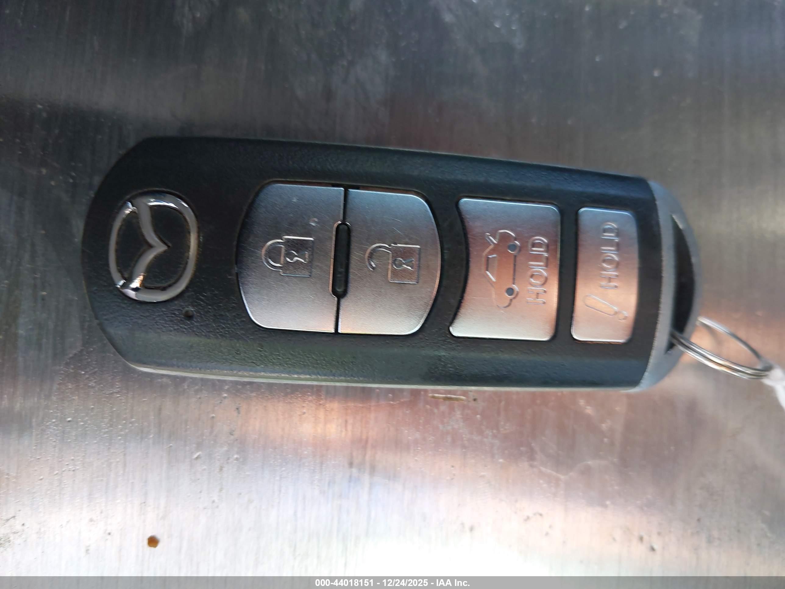 MAZDA MAZDA6 image 11