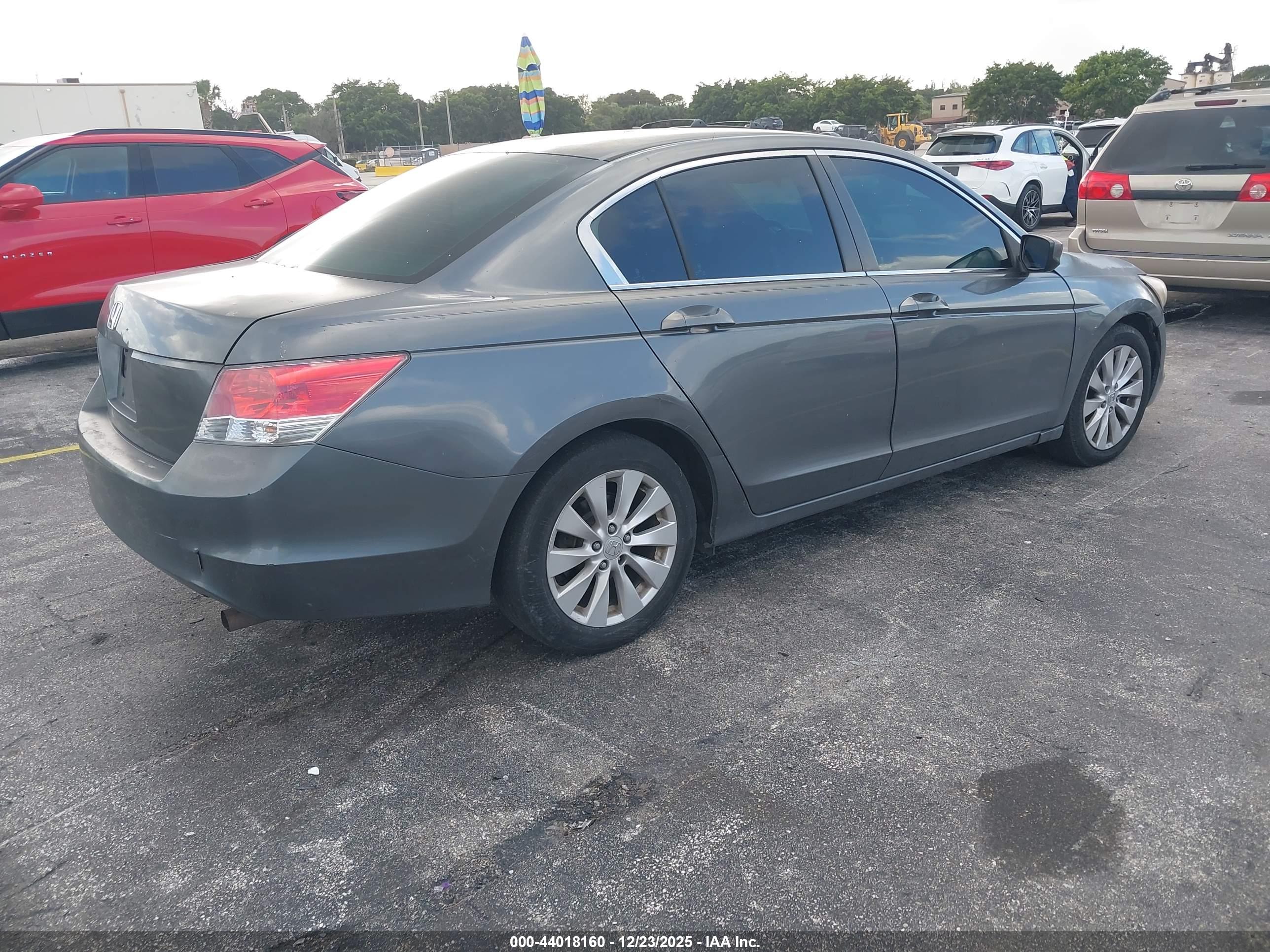 HONDA ACCORD image 4