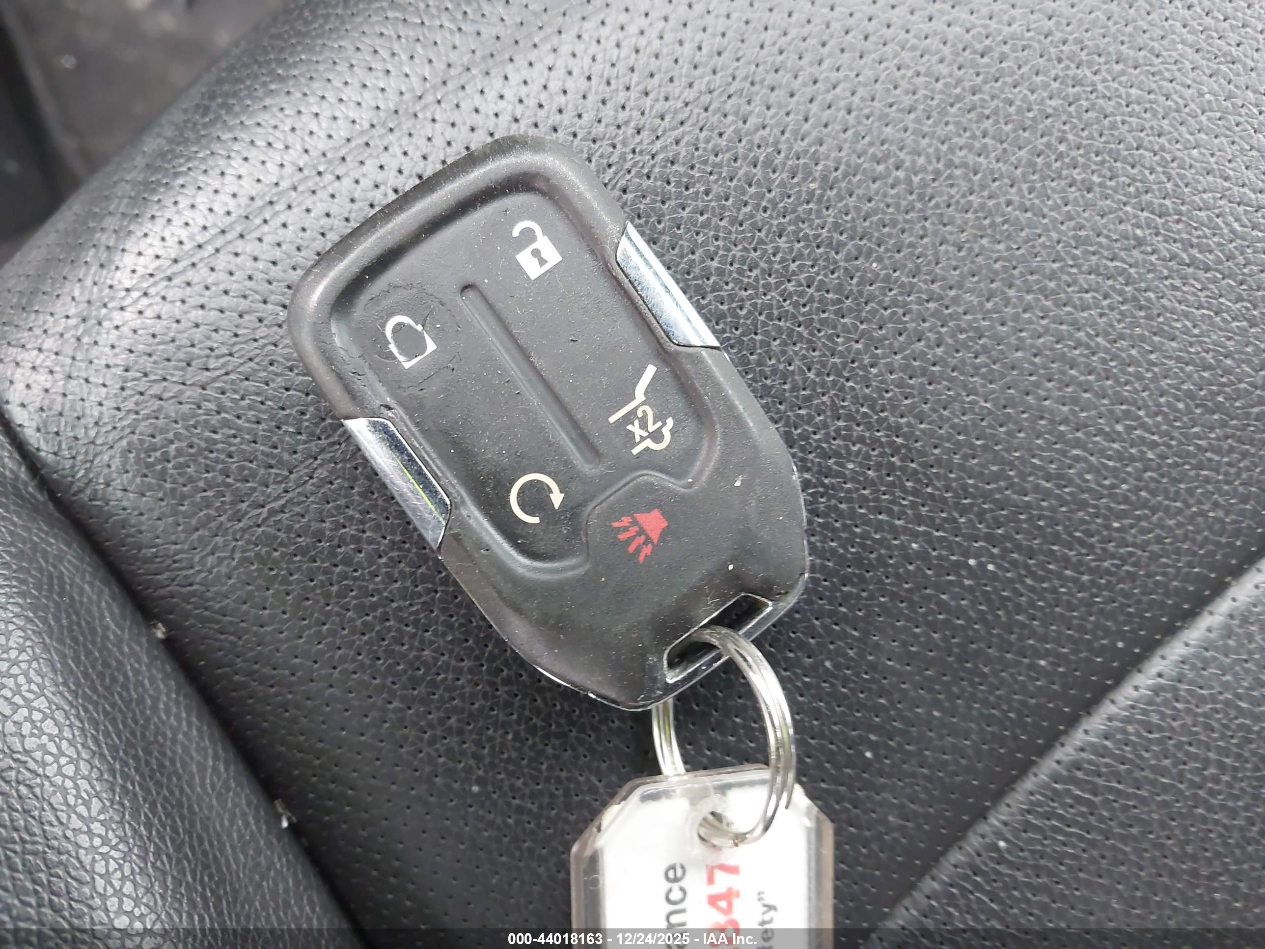 GMC TERRAIN image 11
