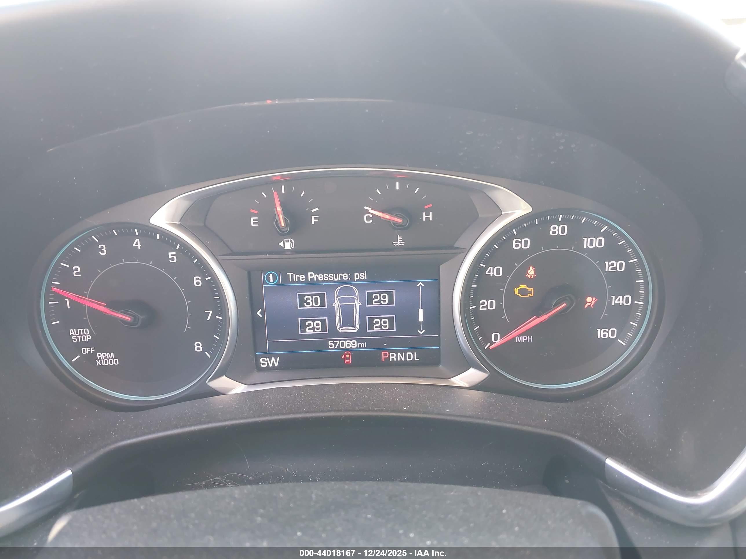 CHEVROLET EQUINOX image 7