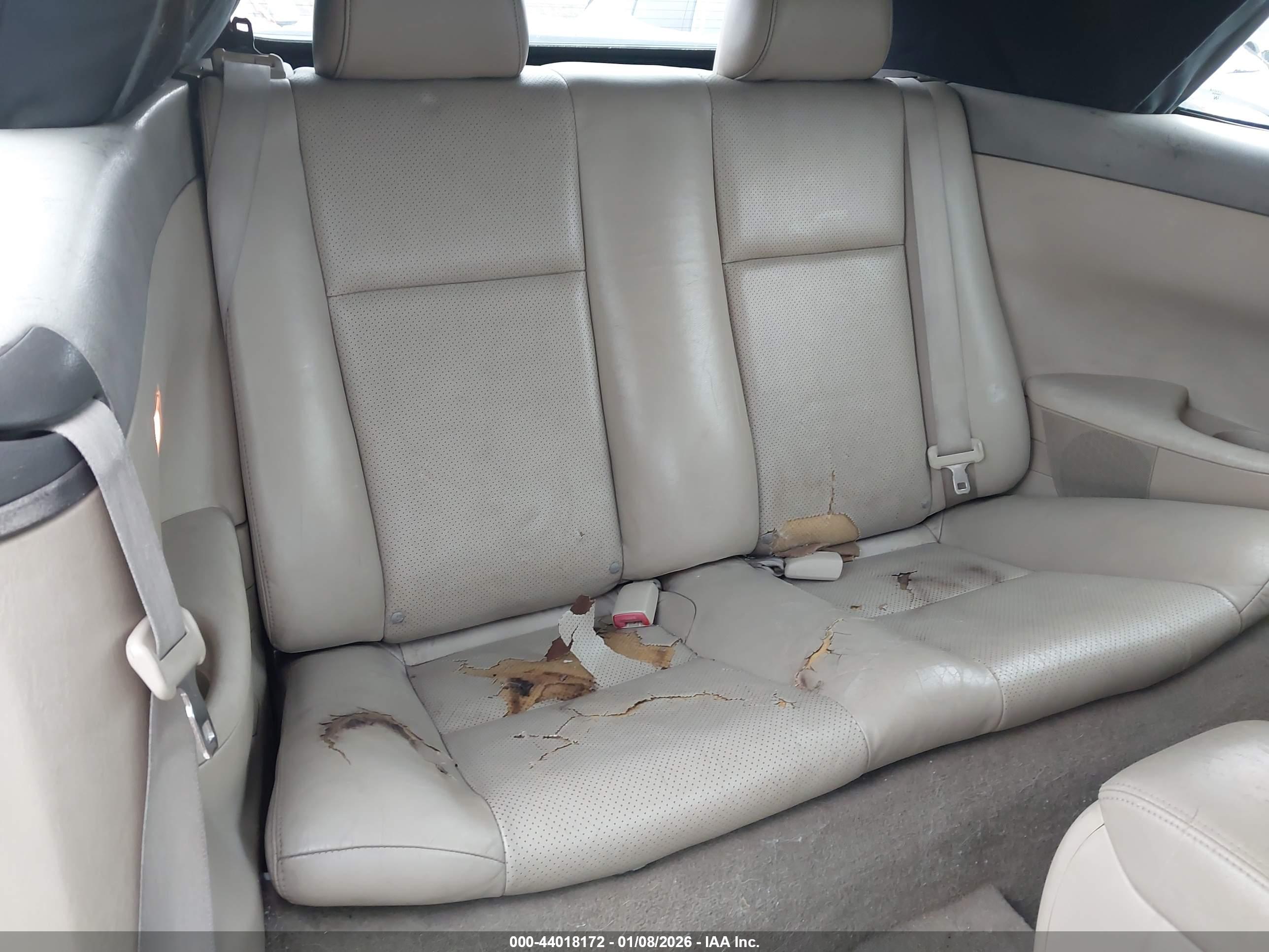 TOYOTA CAMRY image 8