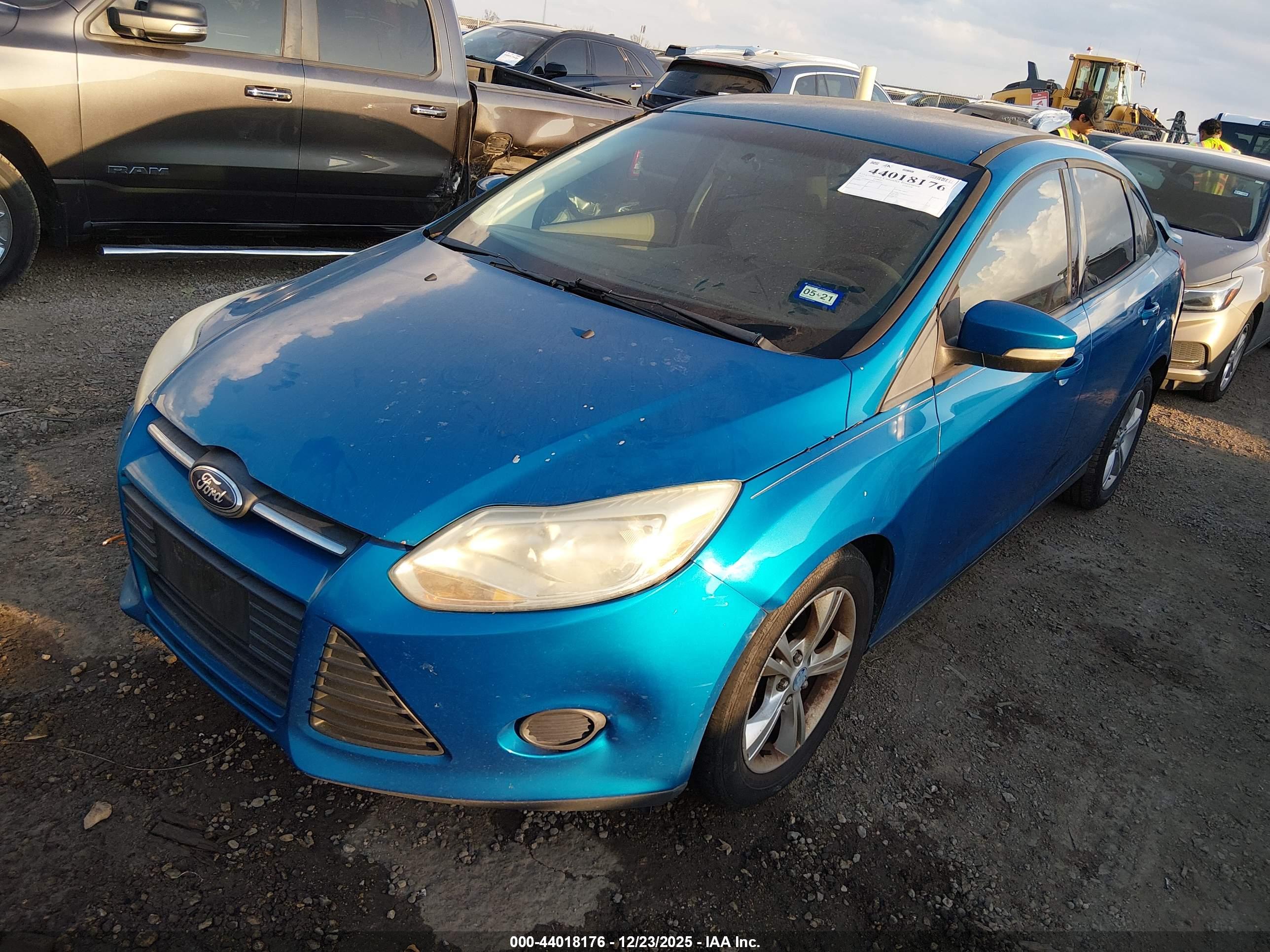 FORD FOCUS image 2