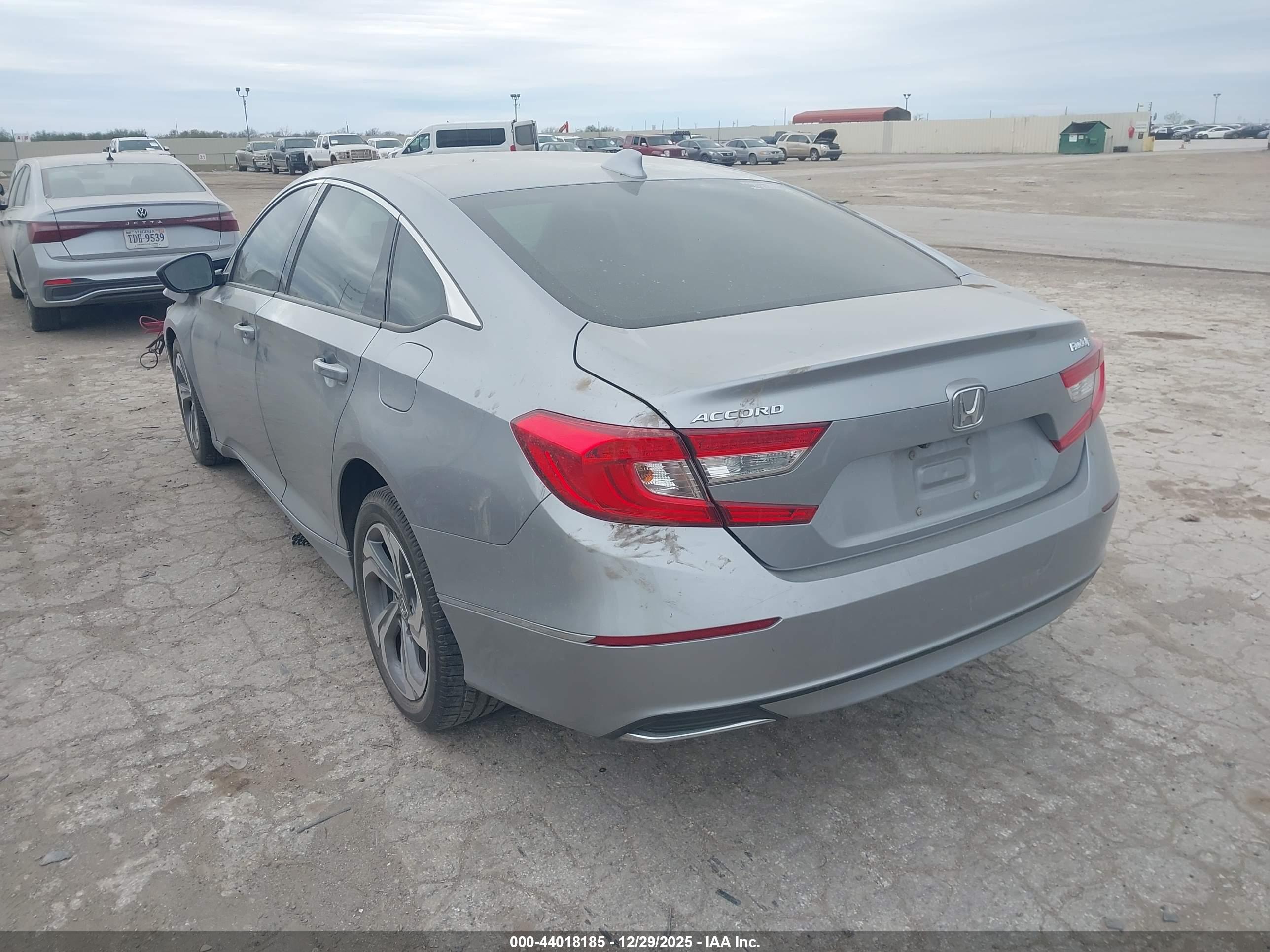 HONDA ACCORD image 3