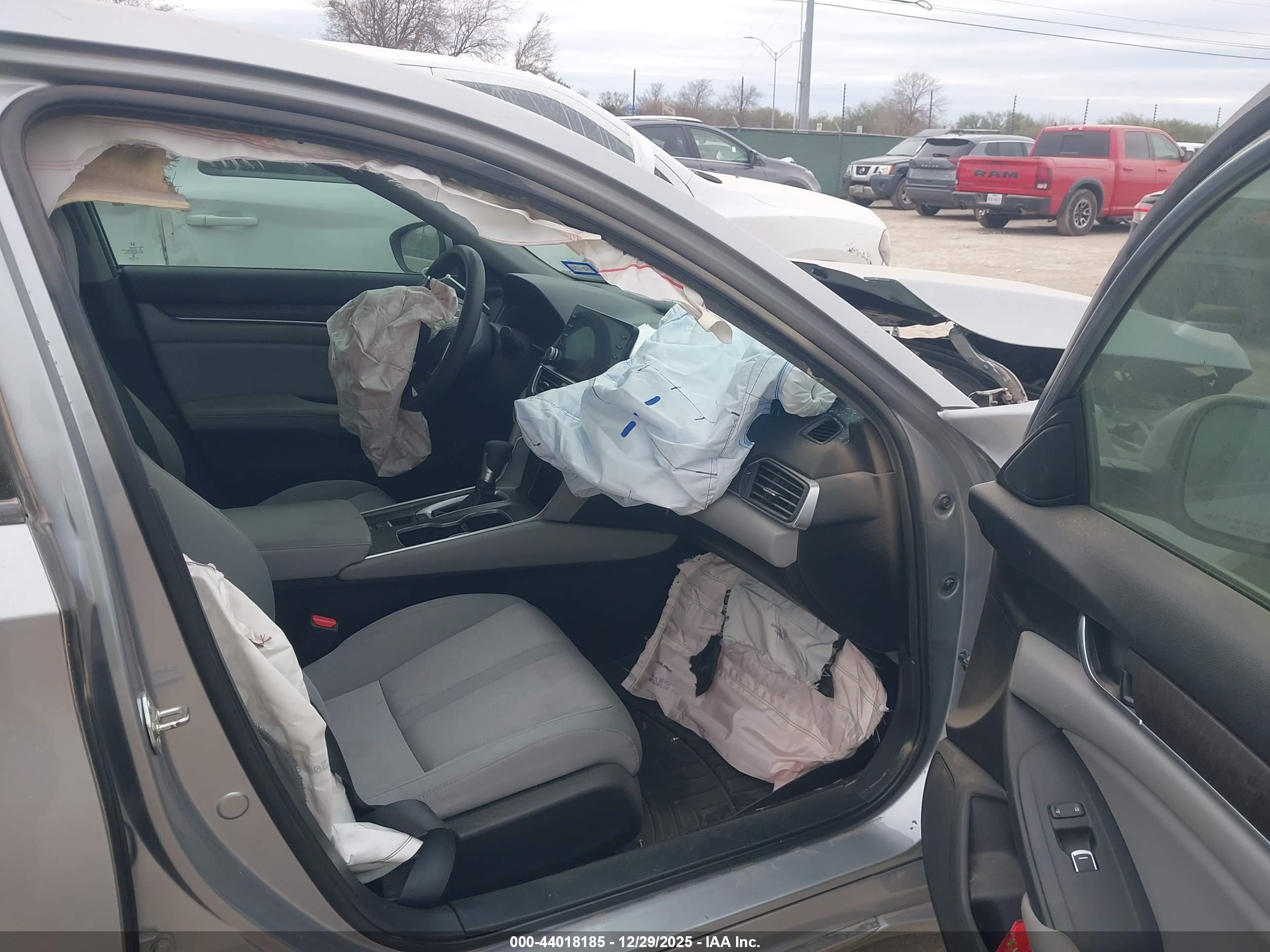 HONDA ACCORD image 5