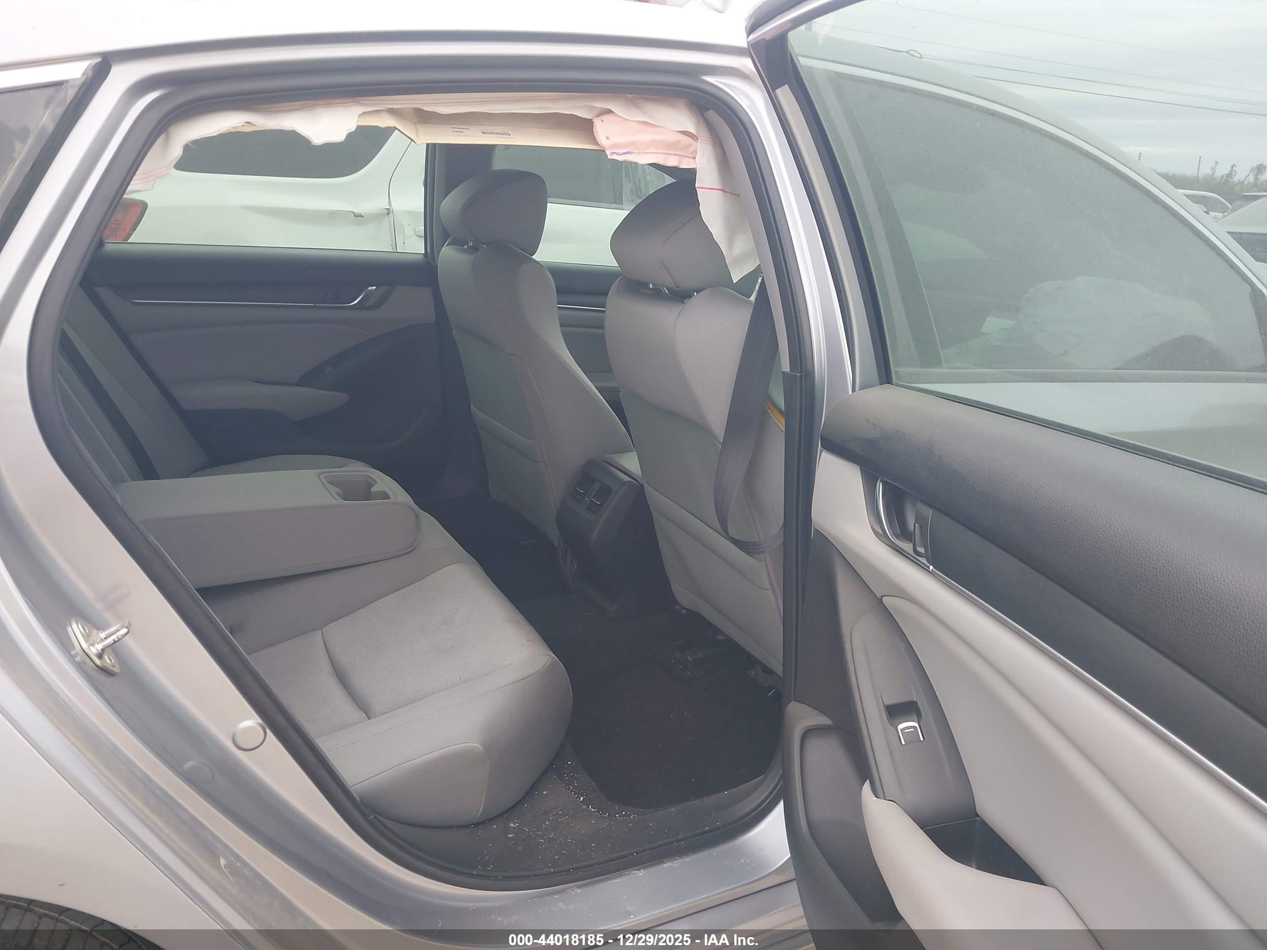 HONDA ACCORD image 8