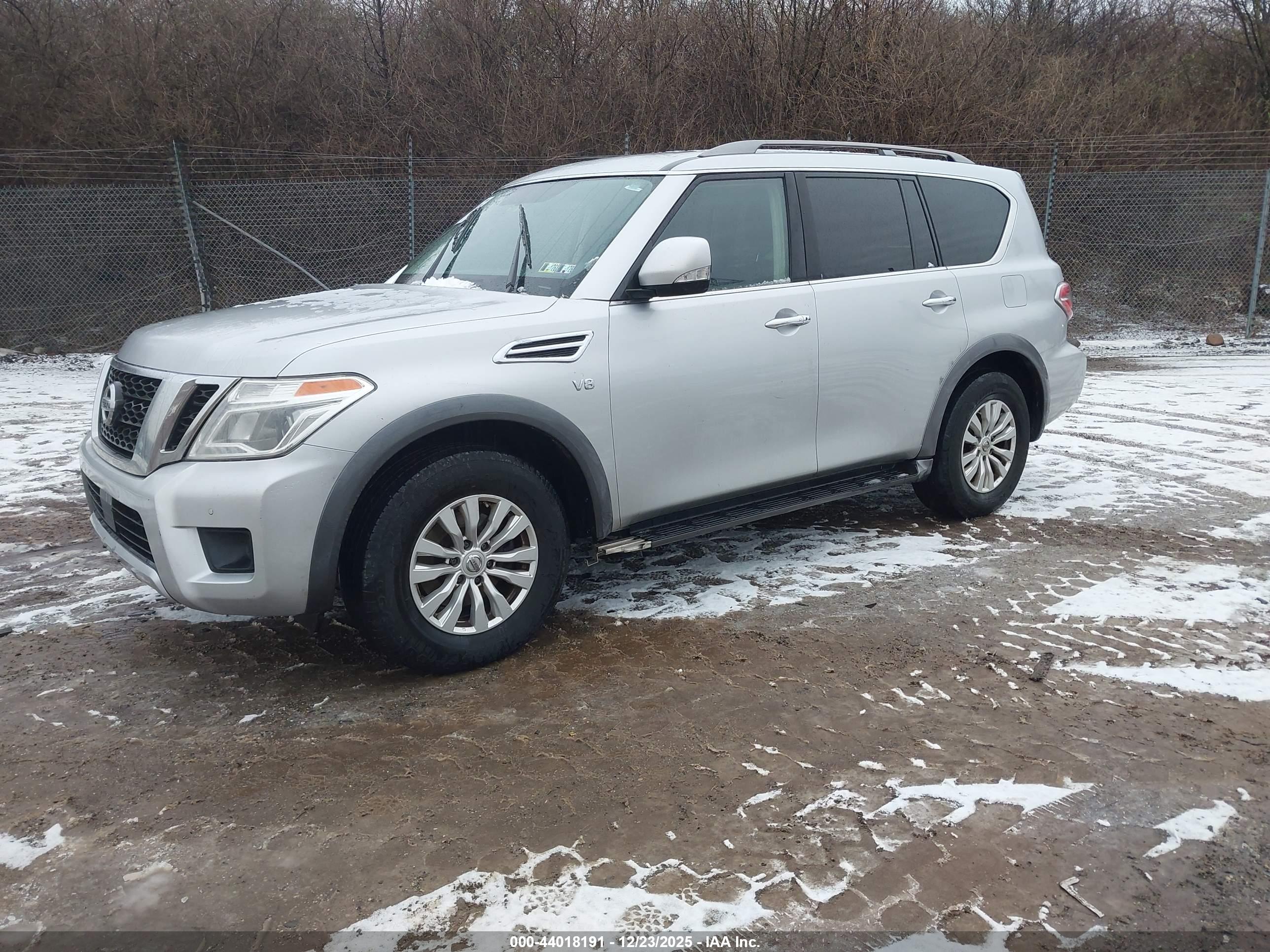 NISSAN ARMADA image 2