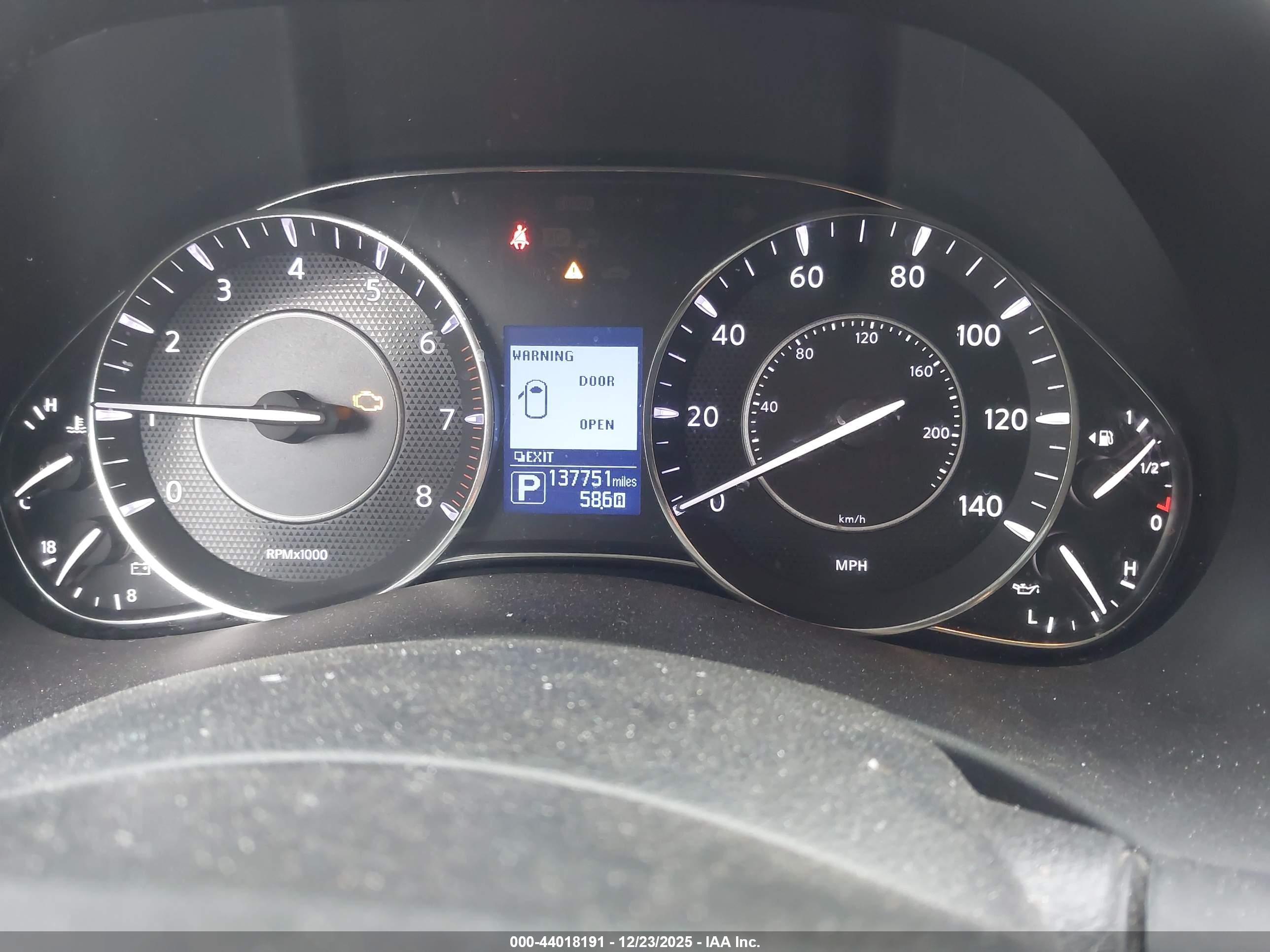 NISSAN ARMADA image 7