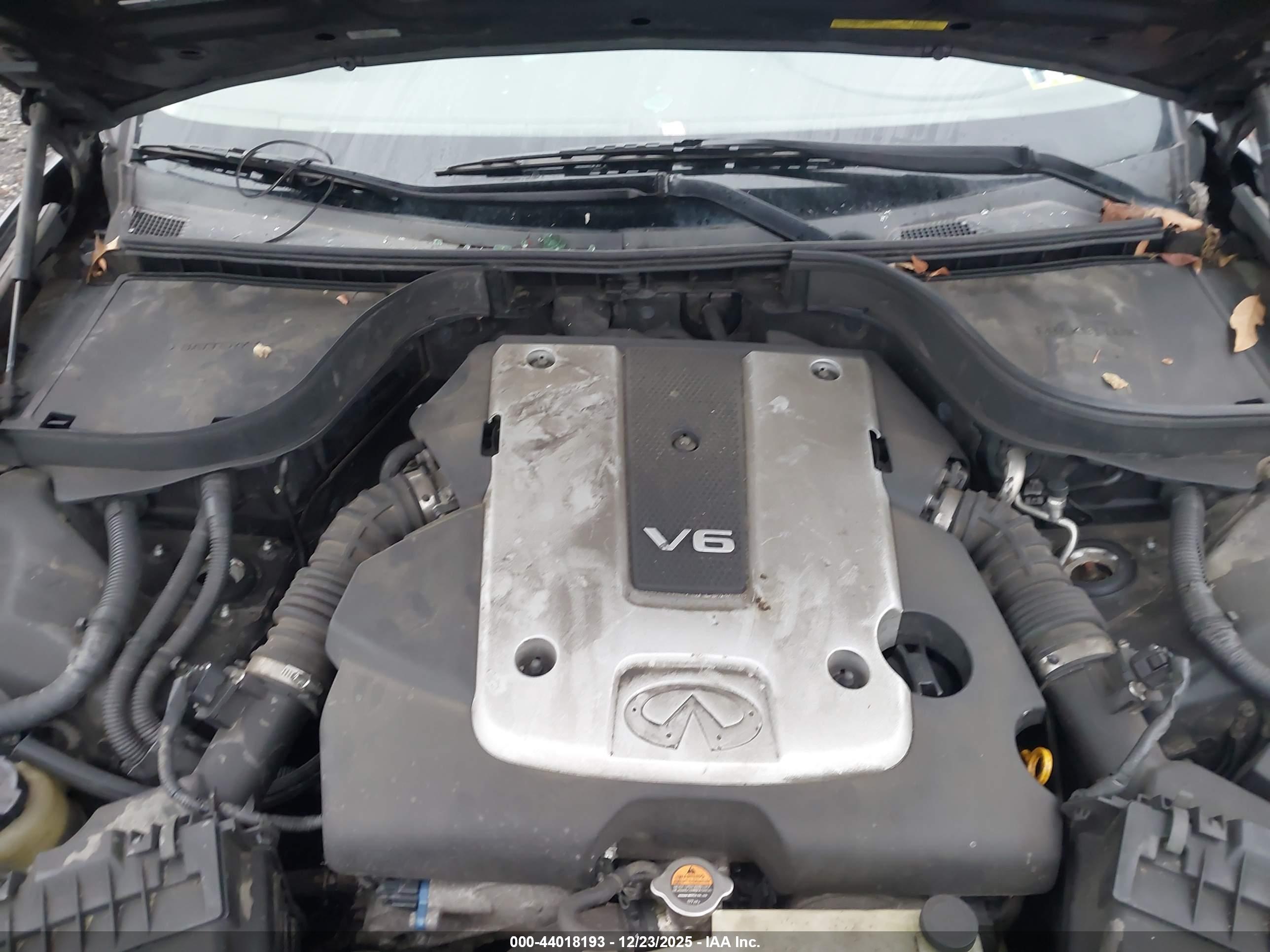 INFINITI G25X image 10