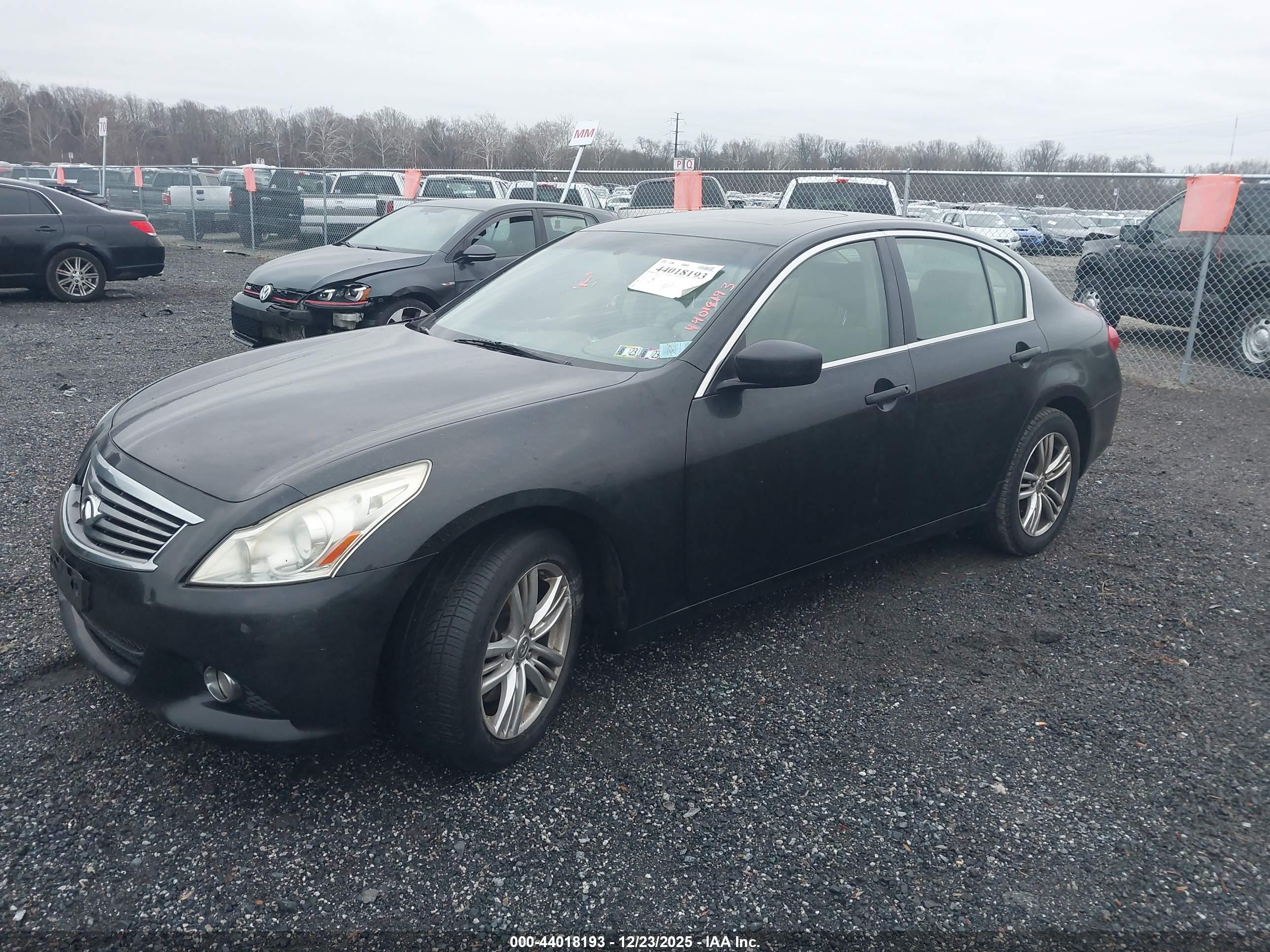INFINITI G25X image 2