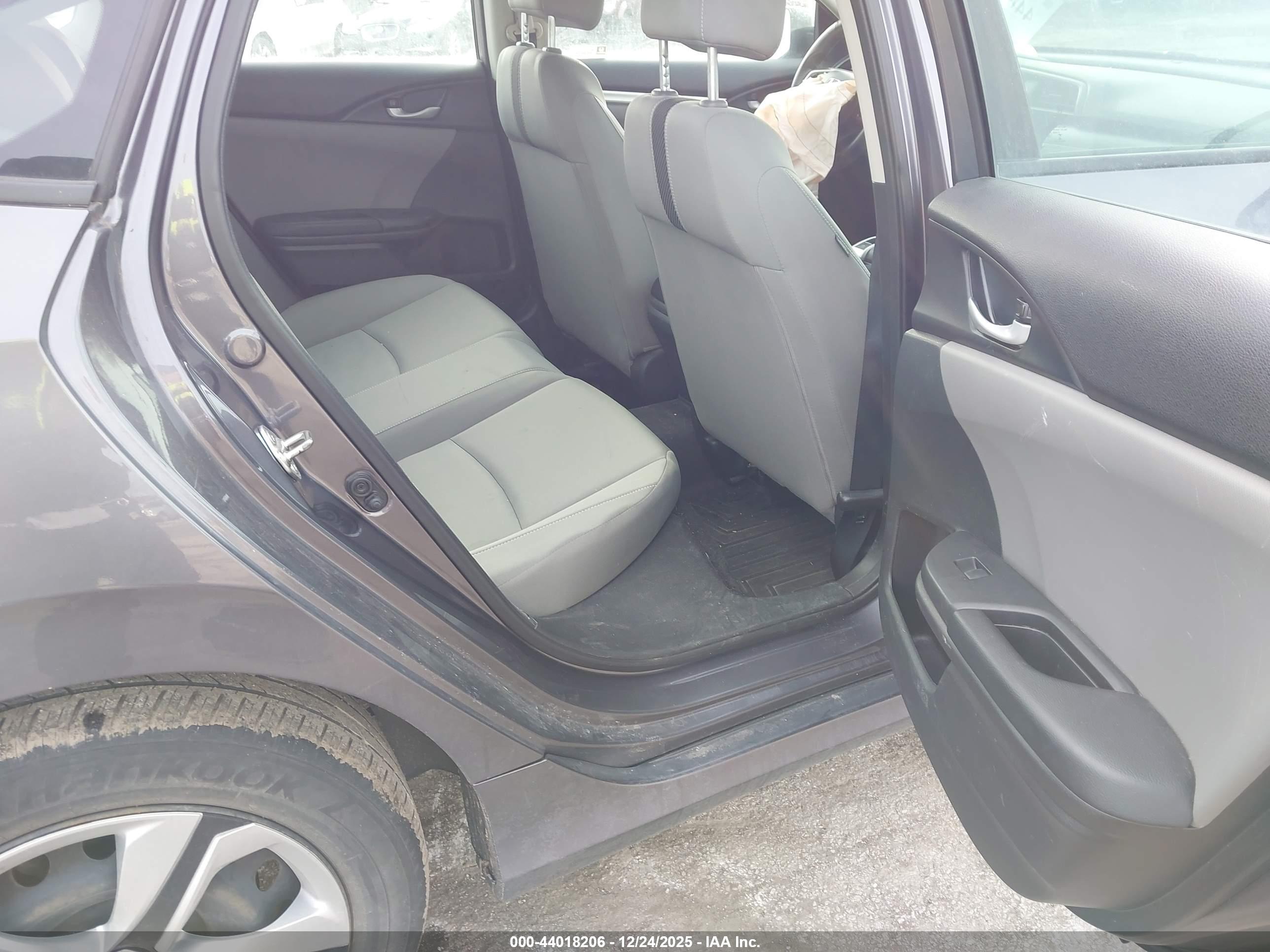 HONDA CIVIC image 8