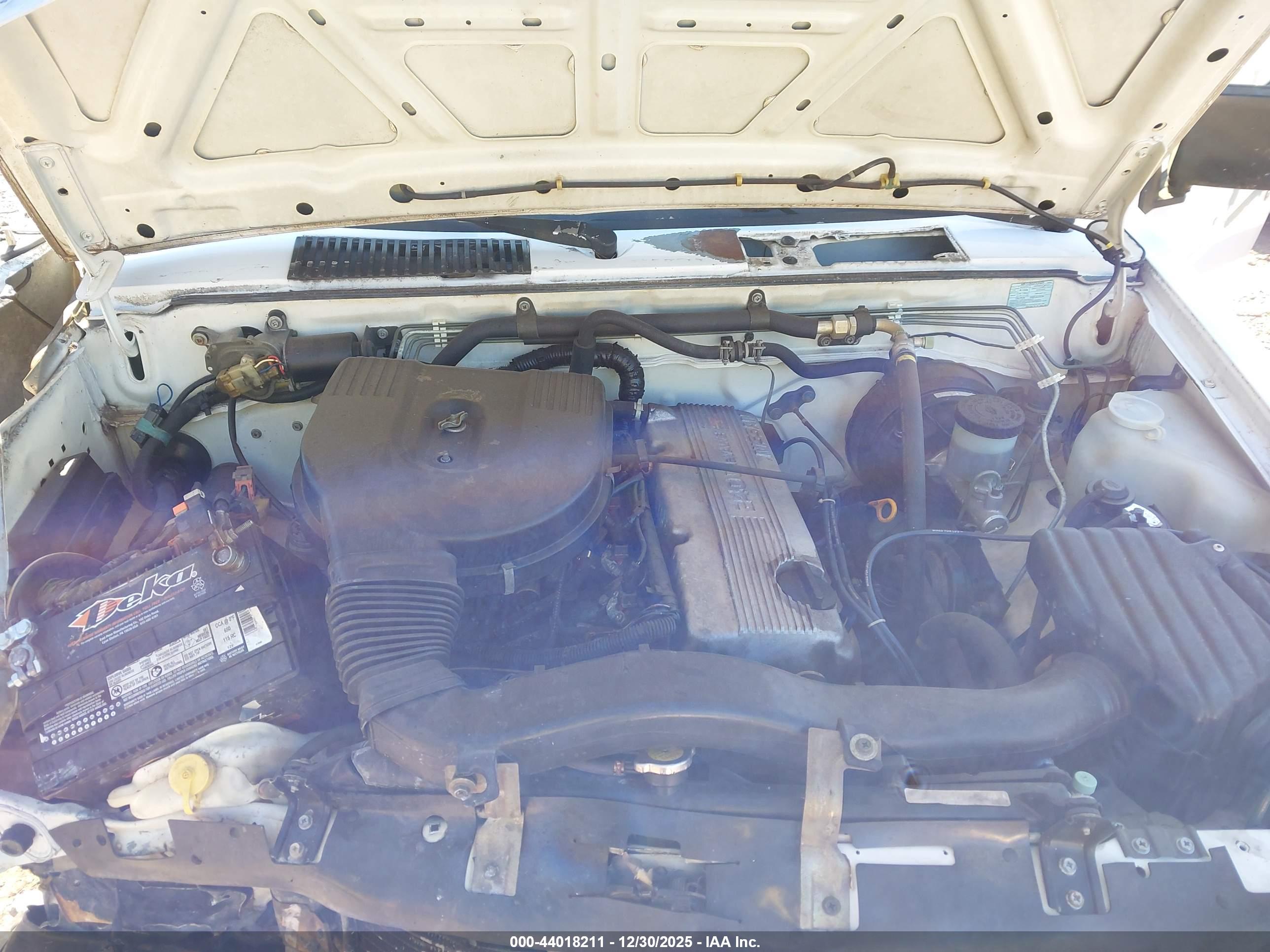 NISSAN TRUCK image 10