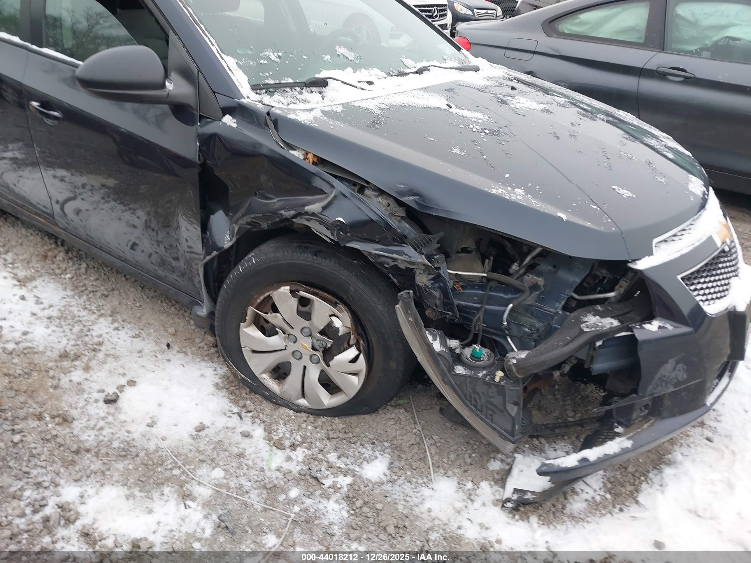 CHEVROLET CRUZE image 6