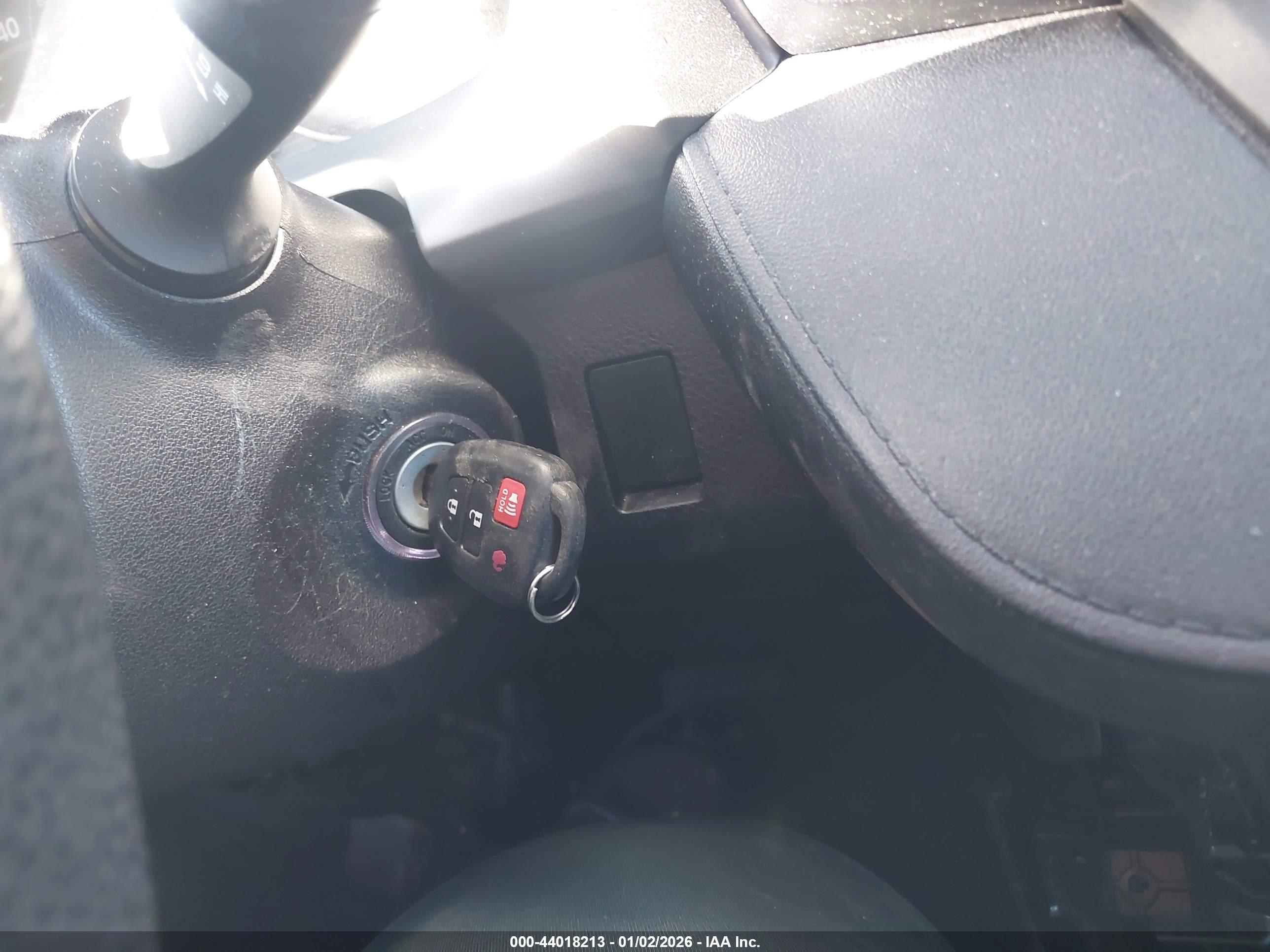 TOYOTA RAV4 image 11
