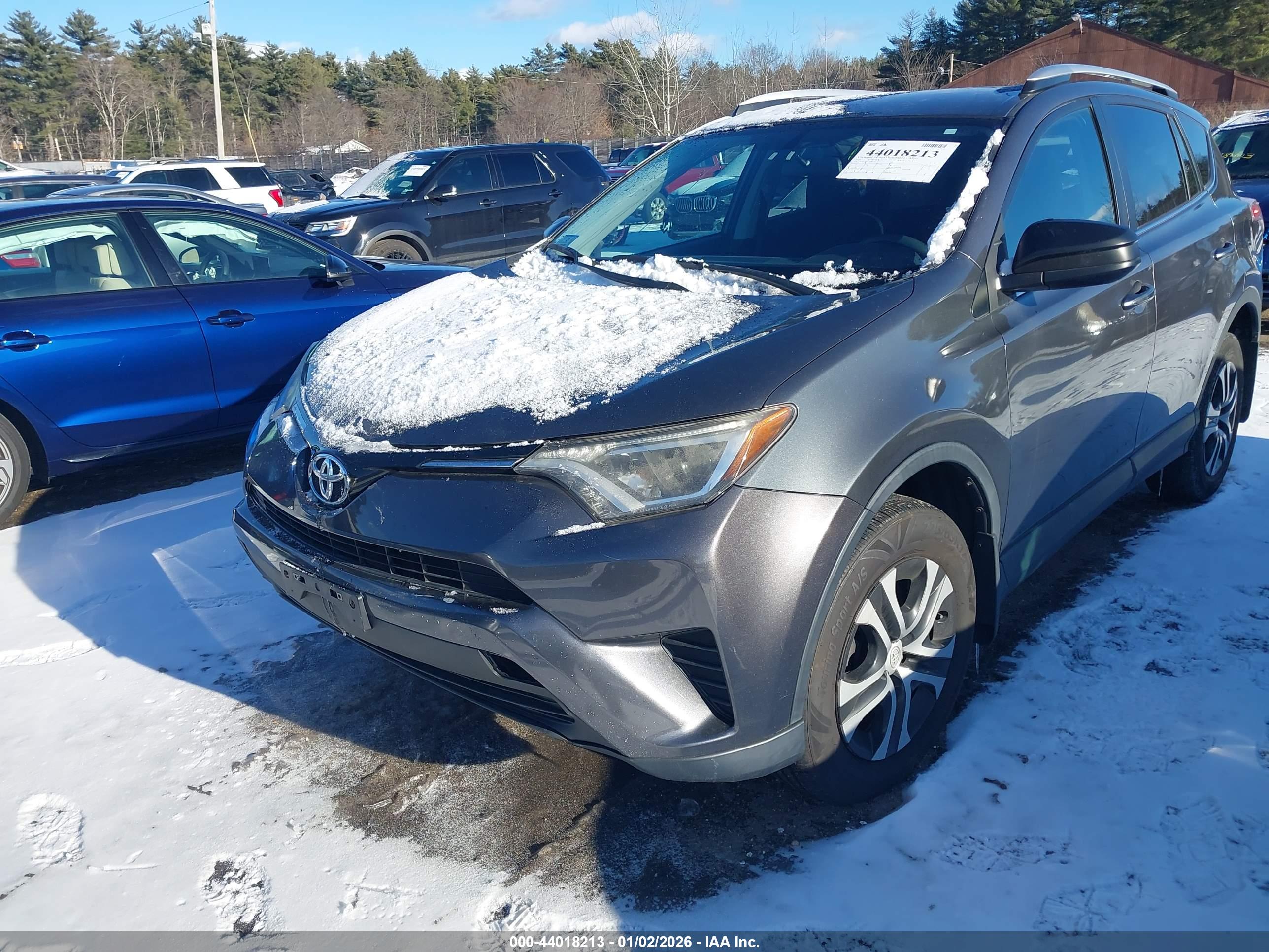 TOYOTA RAV4 image 6