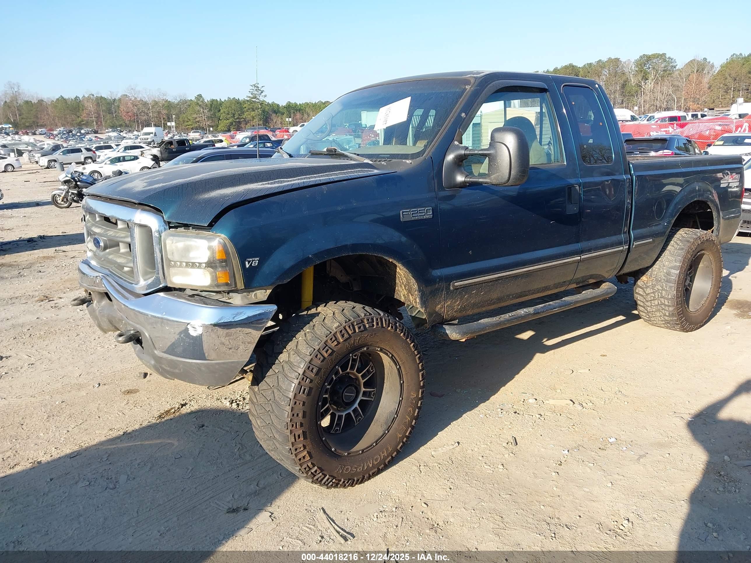 FORD F-250 image 2