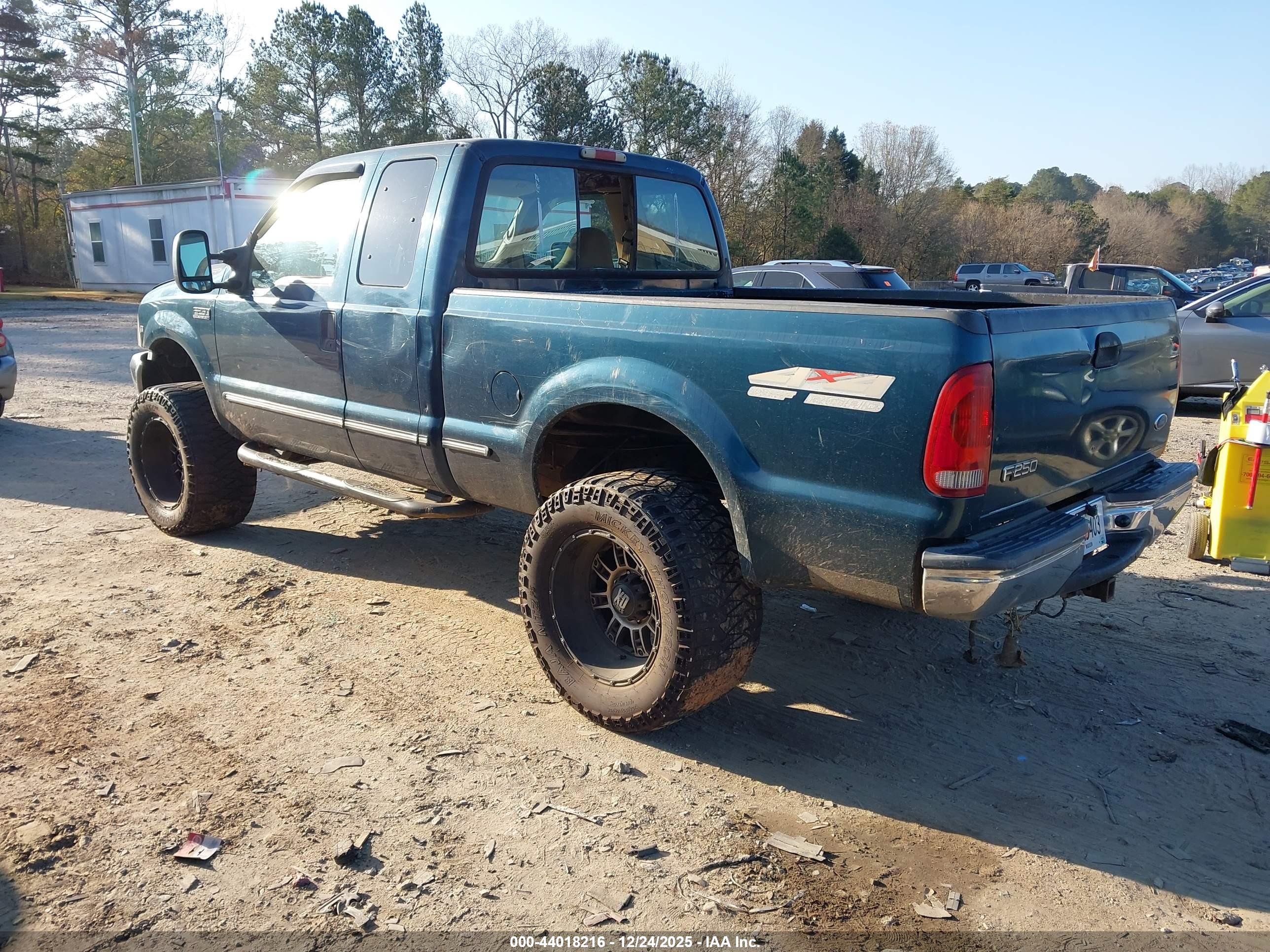 FORD F-250 image 3