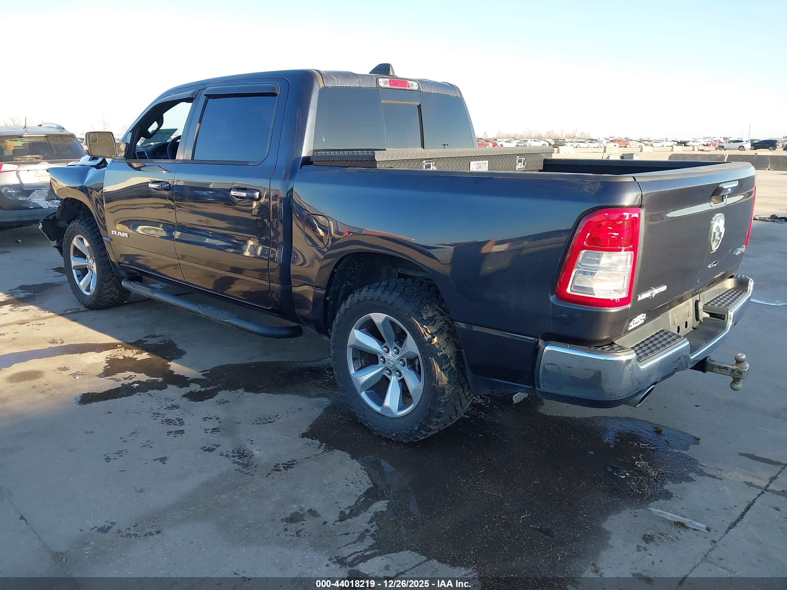 RAM 1500 image 3