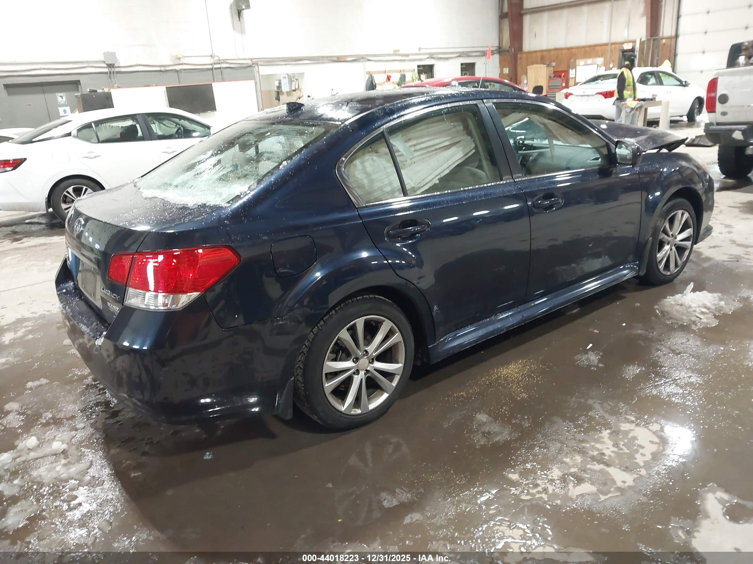 SUBARU LEGACY image 4