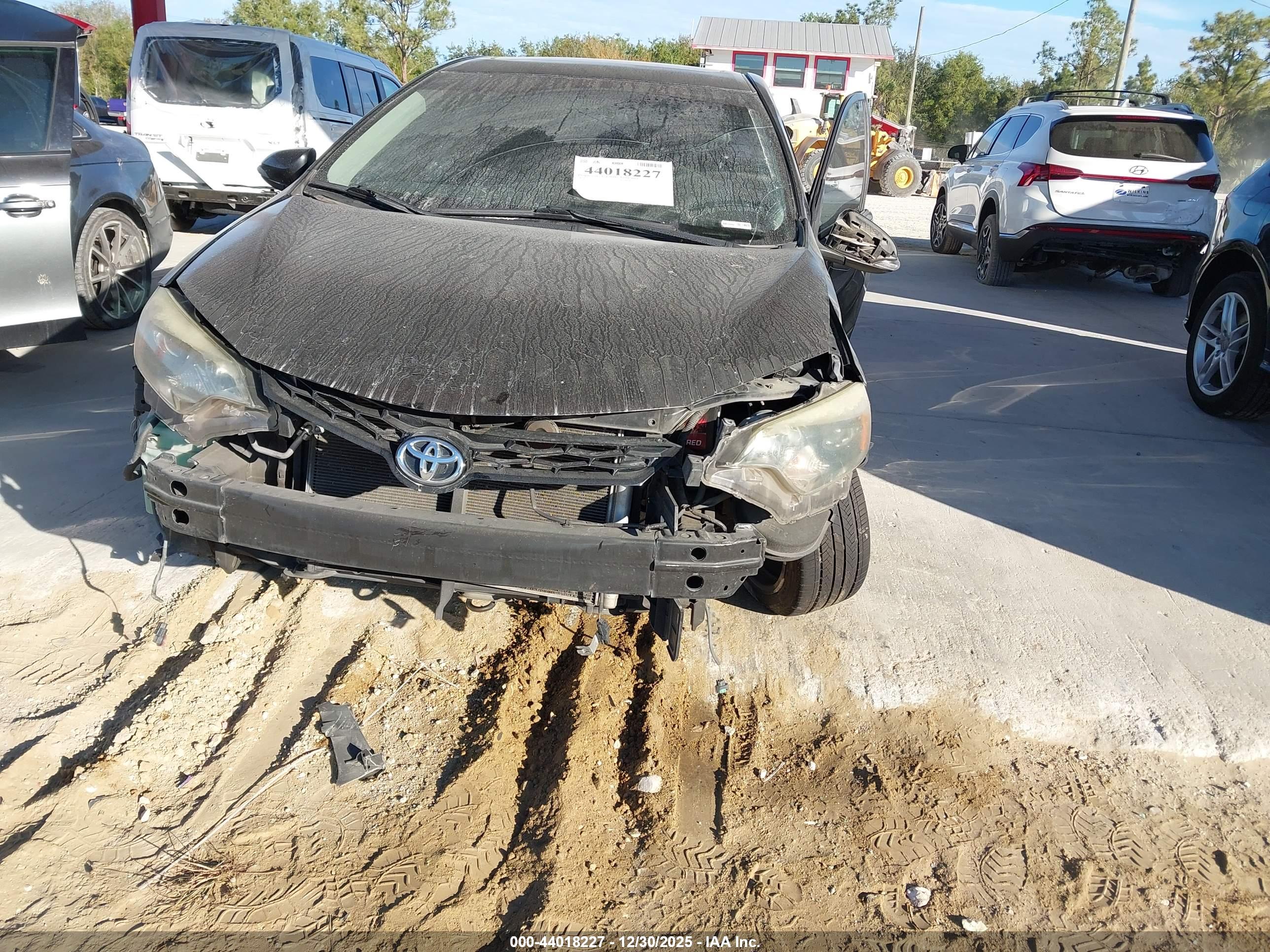 TOYOTA COROLLA image 6