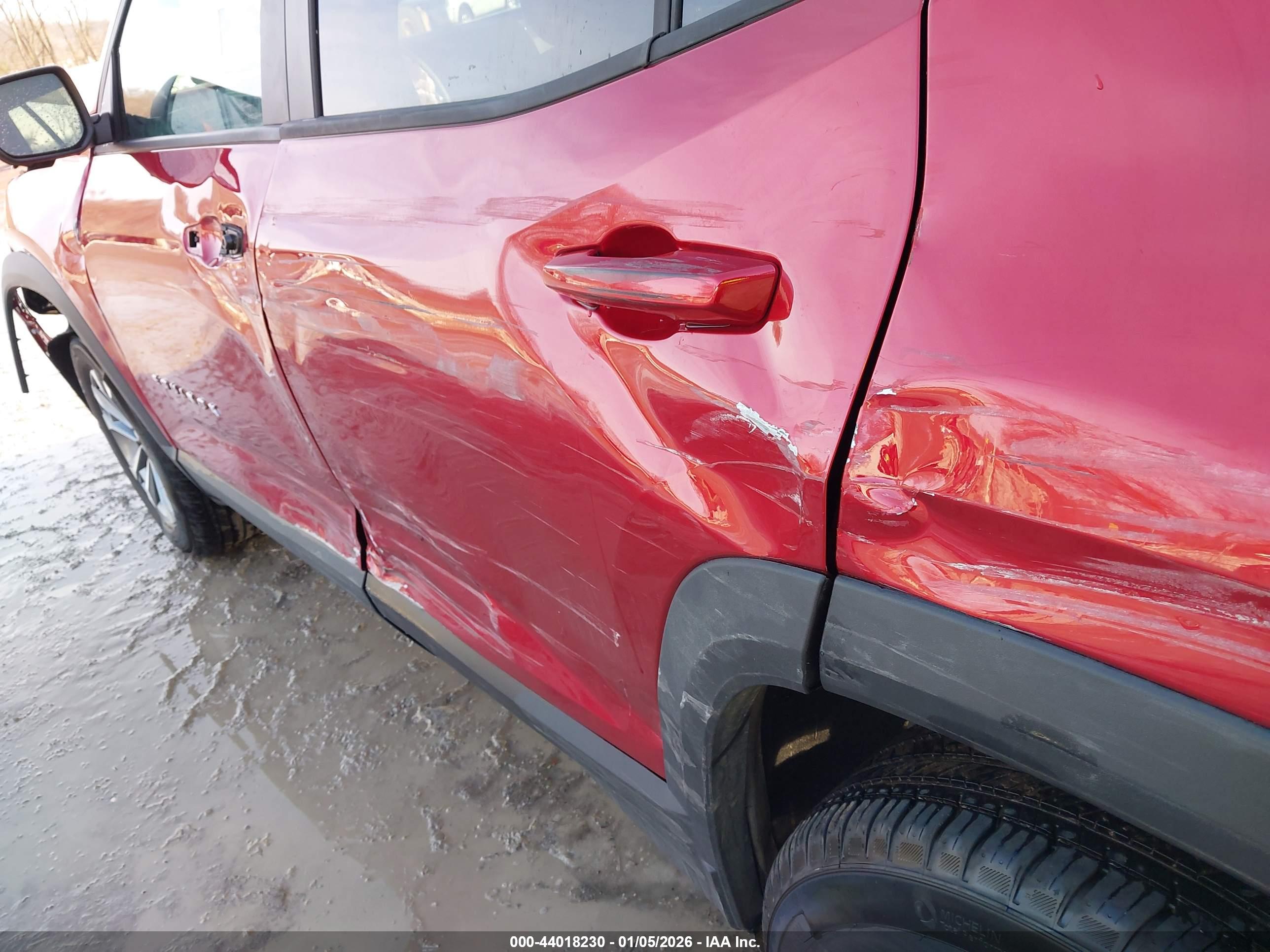 CHEVROLET EQUINOX image 6