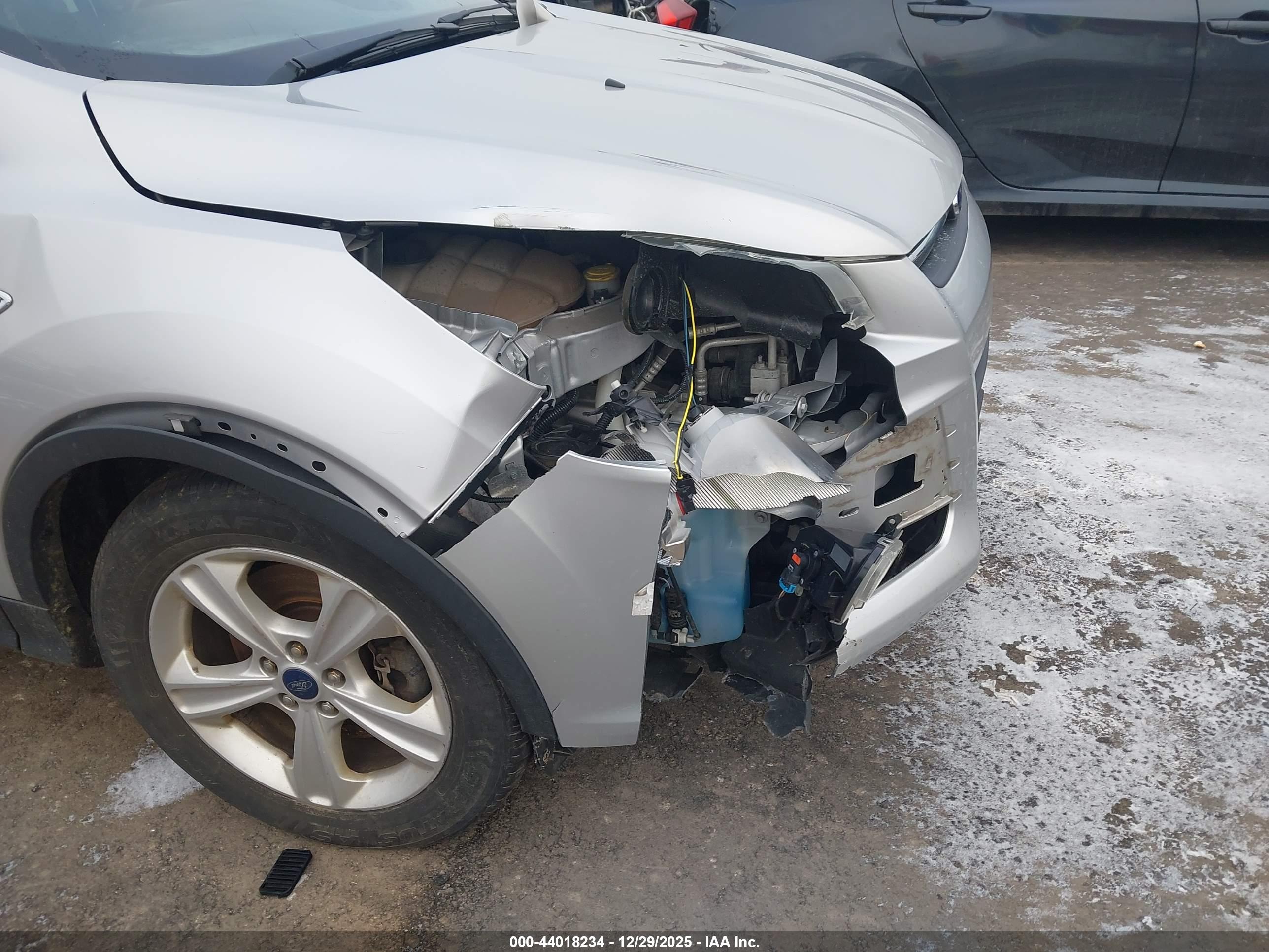 FORD ESCAPE image 6