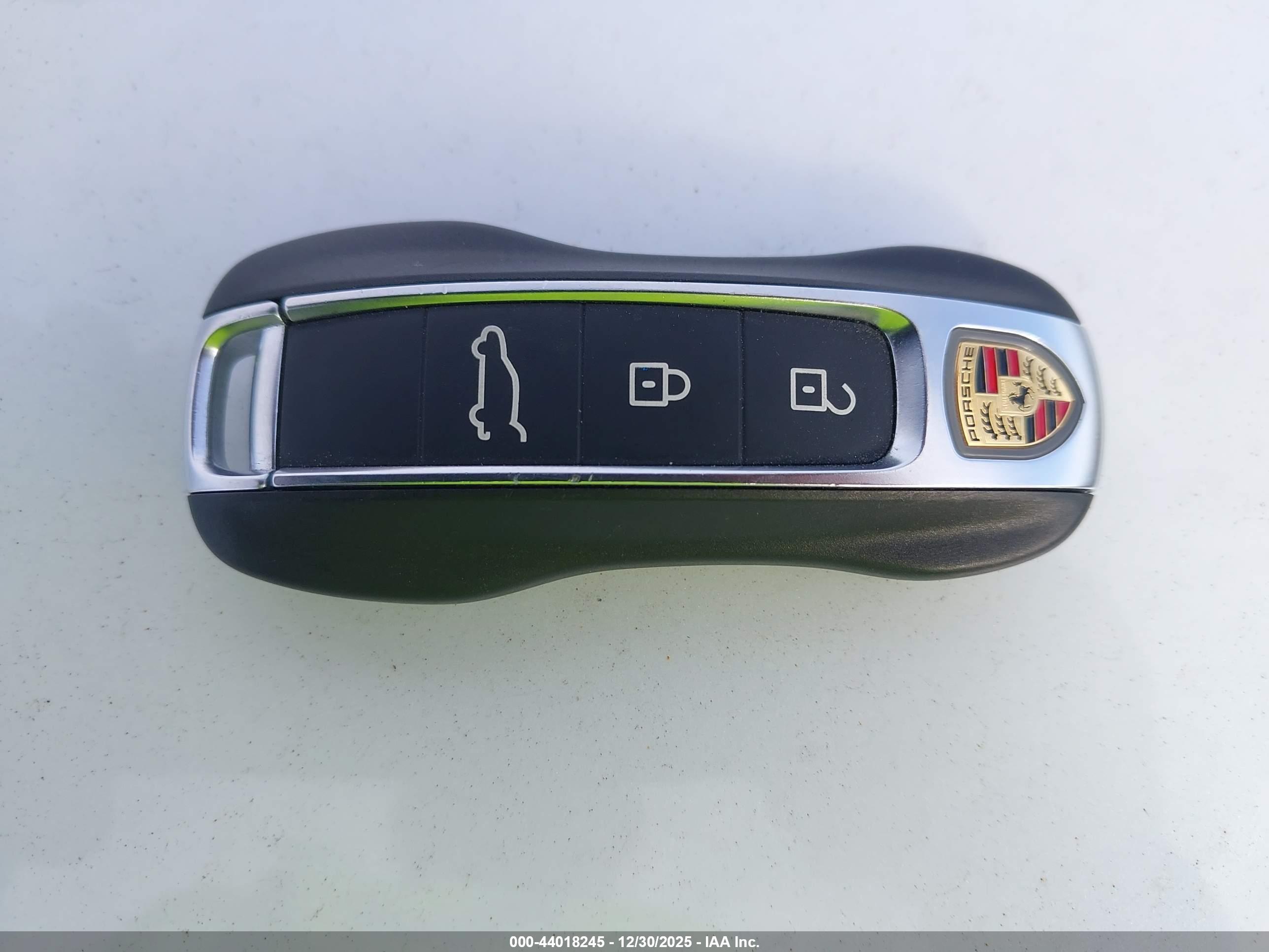 PORSCHE CAYENNE image 11