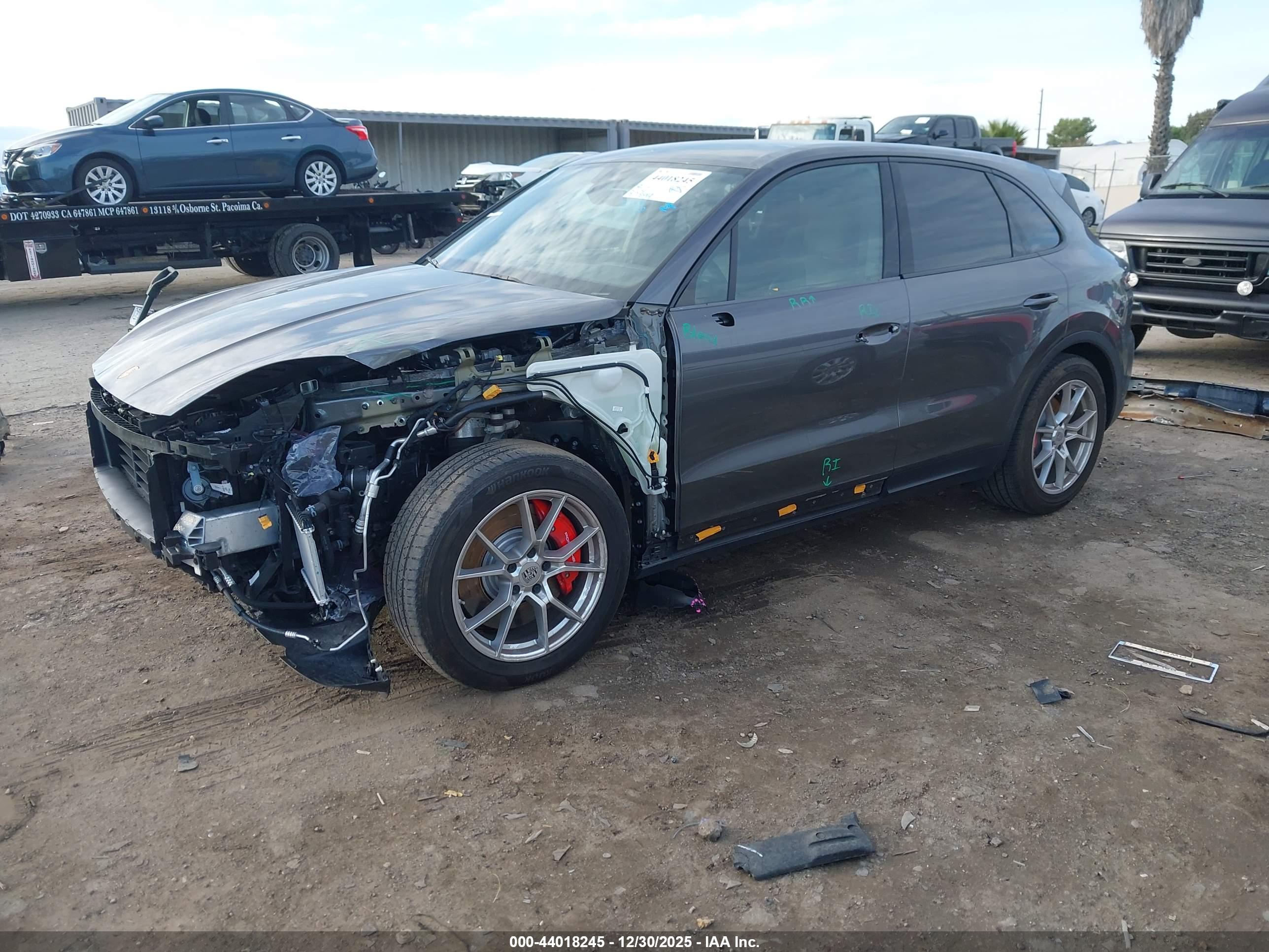 PORSCHE CAYENNE image 2