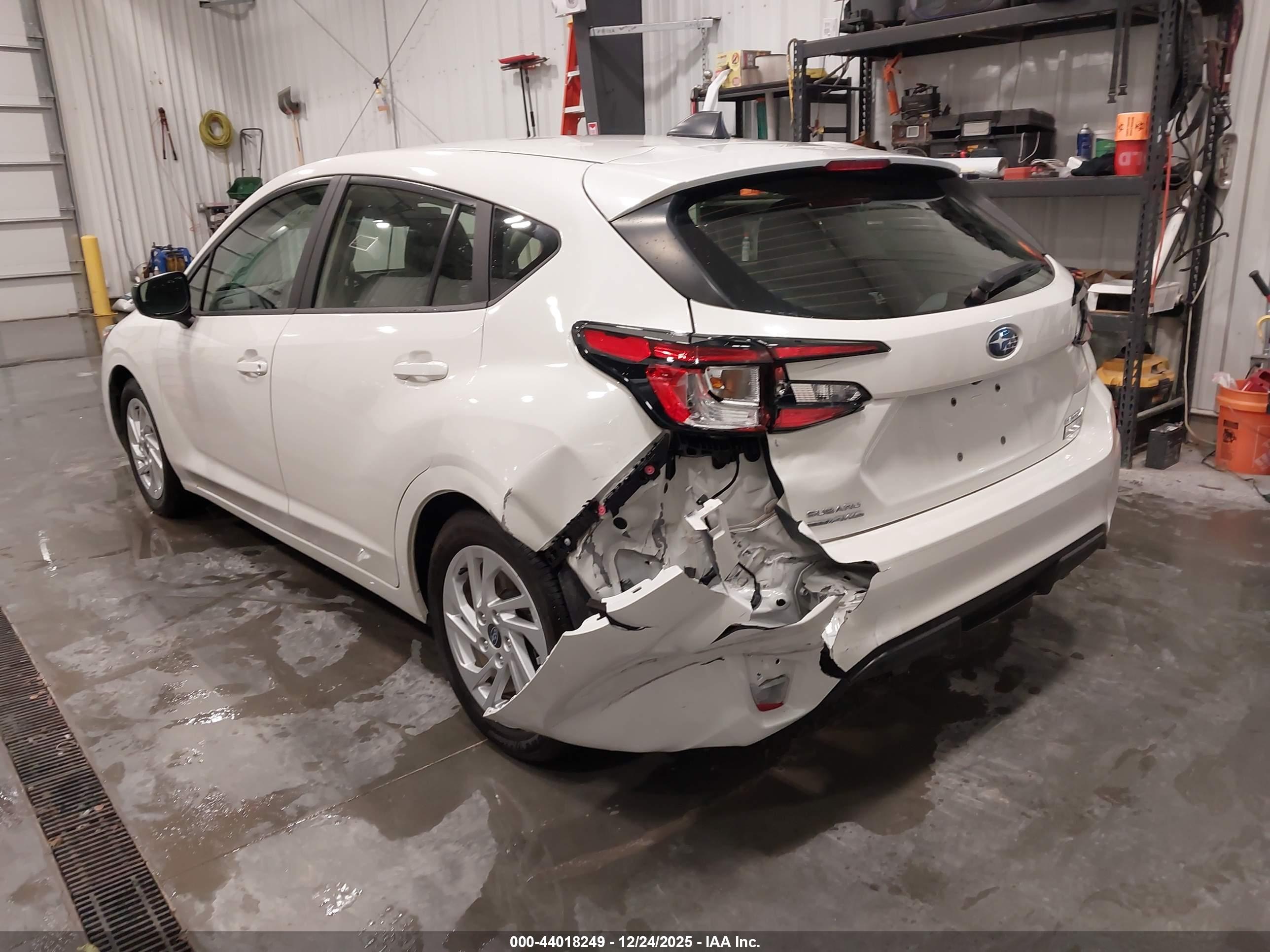 SUBARU IMPREZA image 6